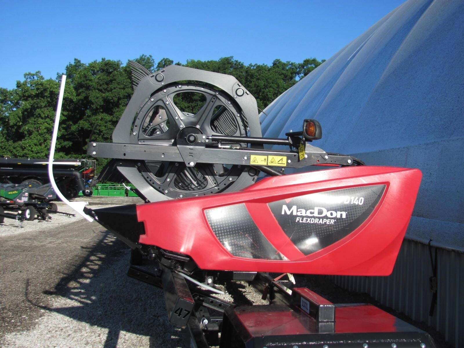 2021 MacDon FD140 Platform