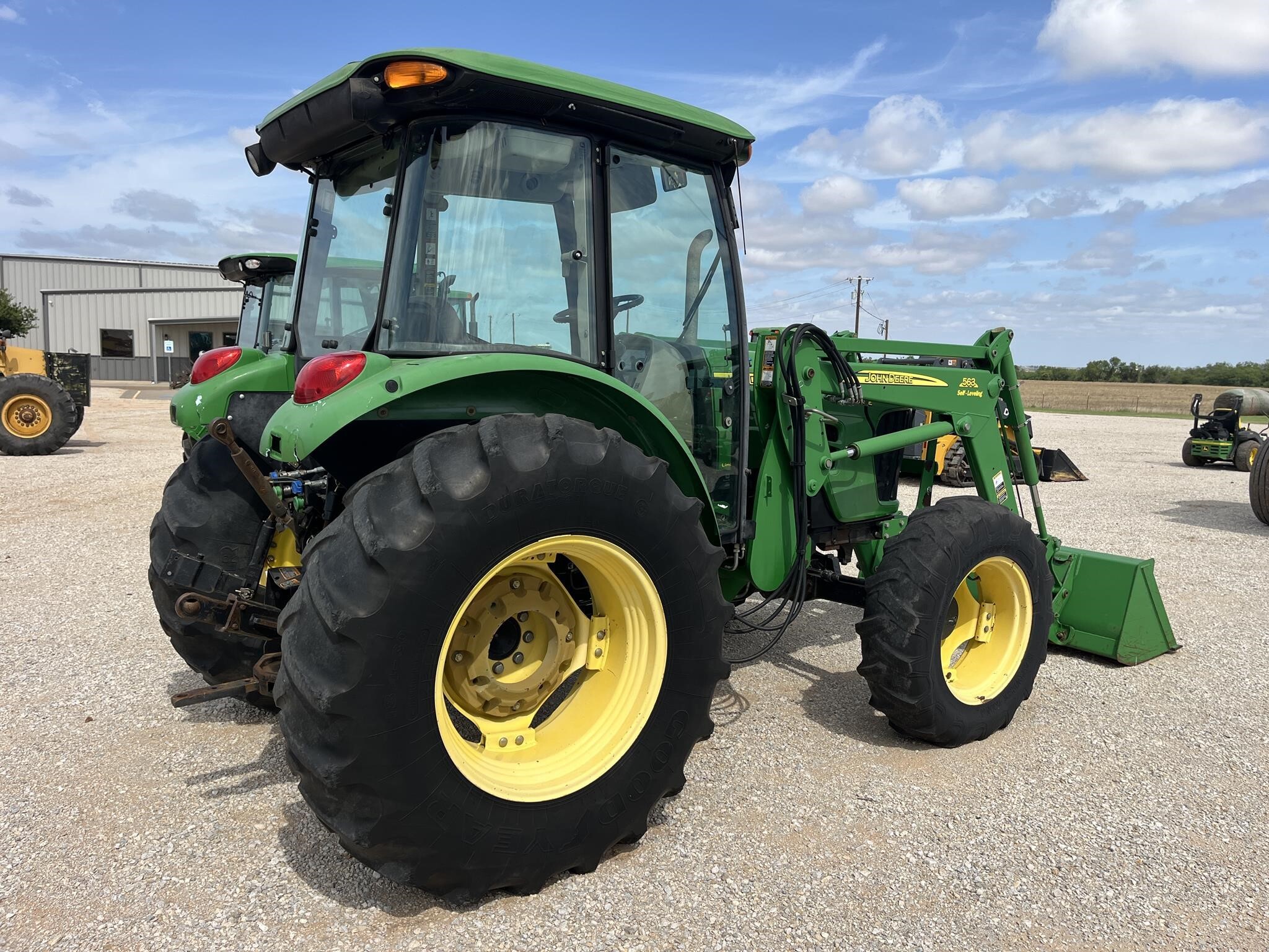 2011 John Deere 5093E Tractor