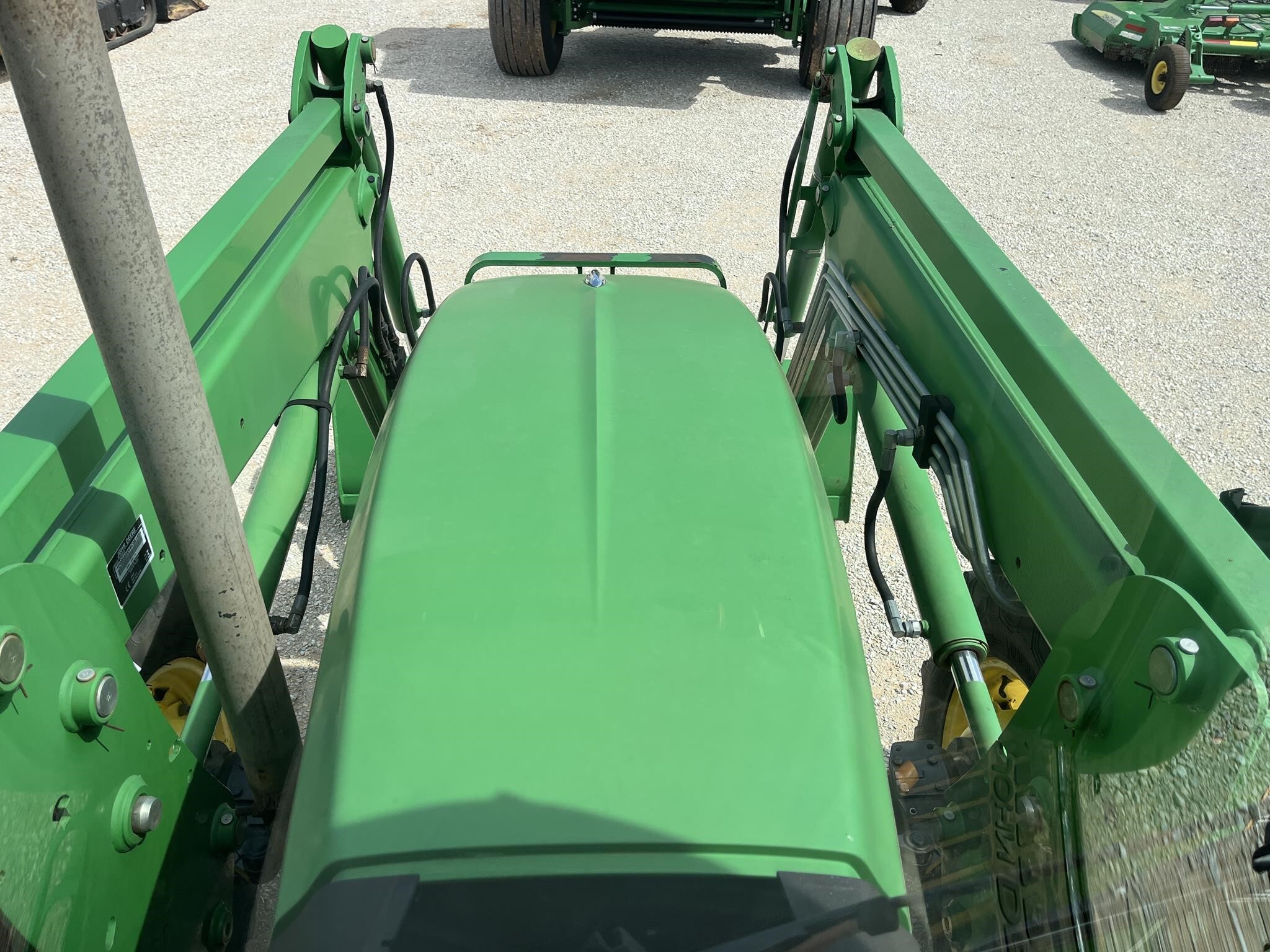 2011 John Deere 5093E Tractor