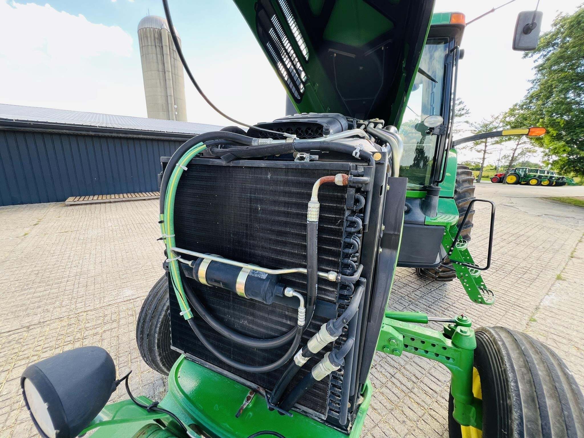 2005 John Deere 7820 Tractor