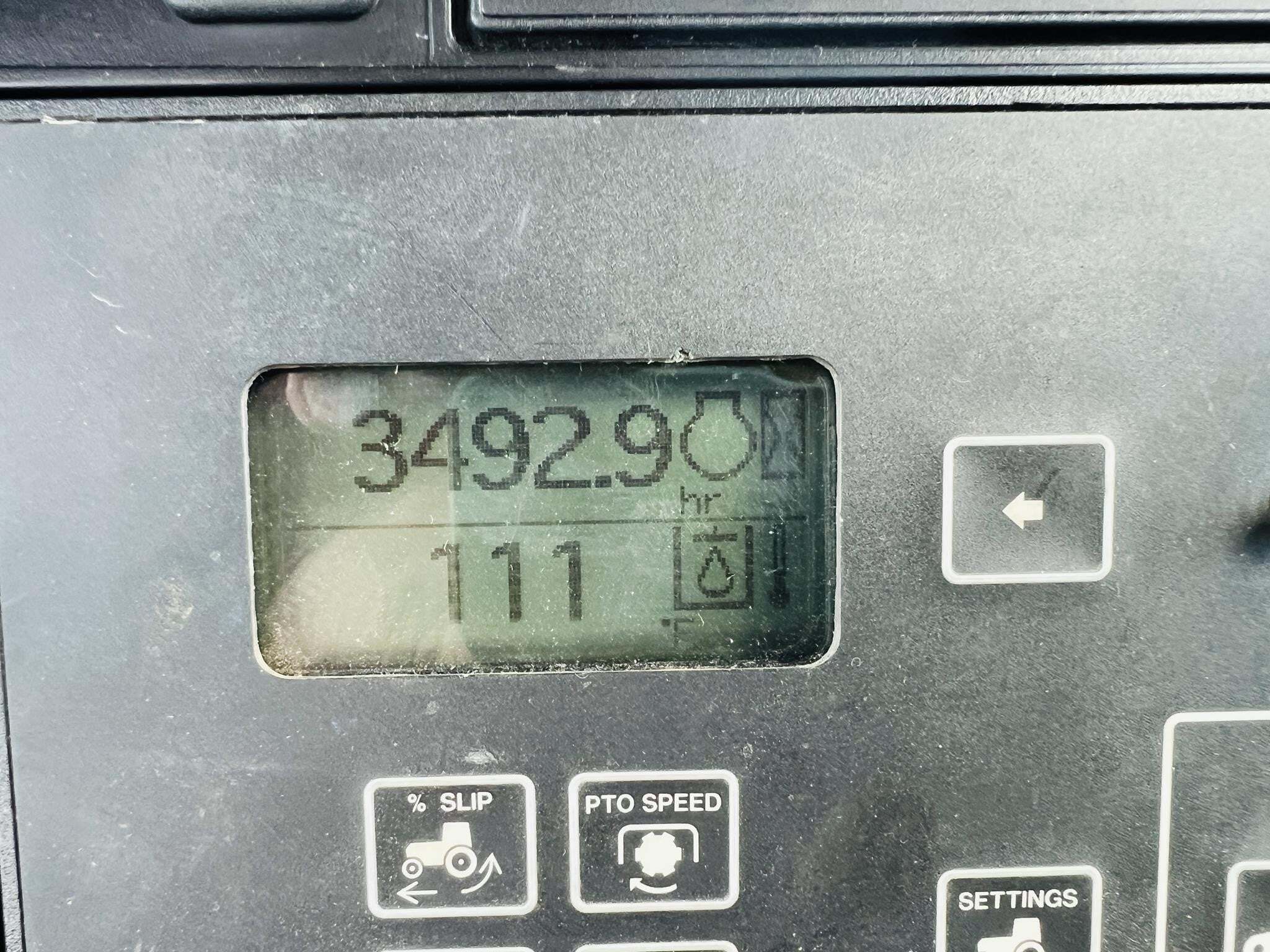 2005 John Deere 7820 Tractor