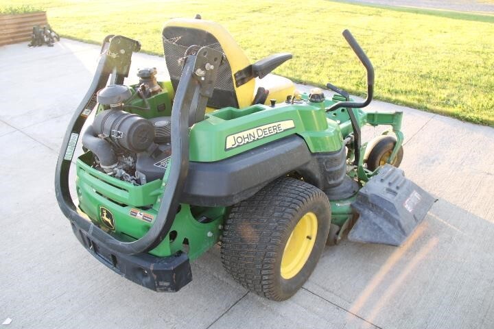 2013 John Deere Z925A Lawn Mower