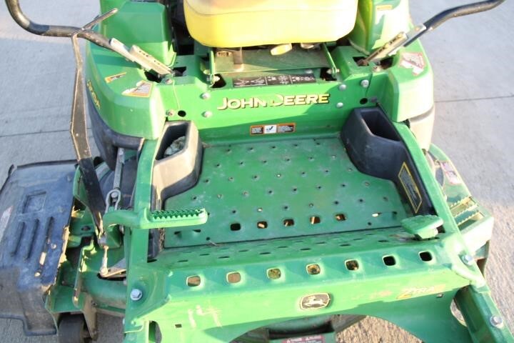 2013 John Deere Z925A Lawn Mower