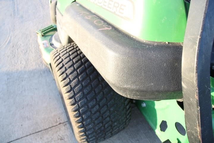 2013 John Deere Z925A Lawn Mower