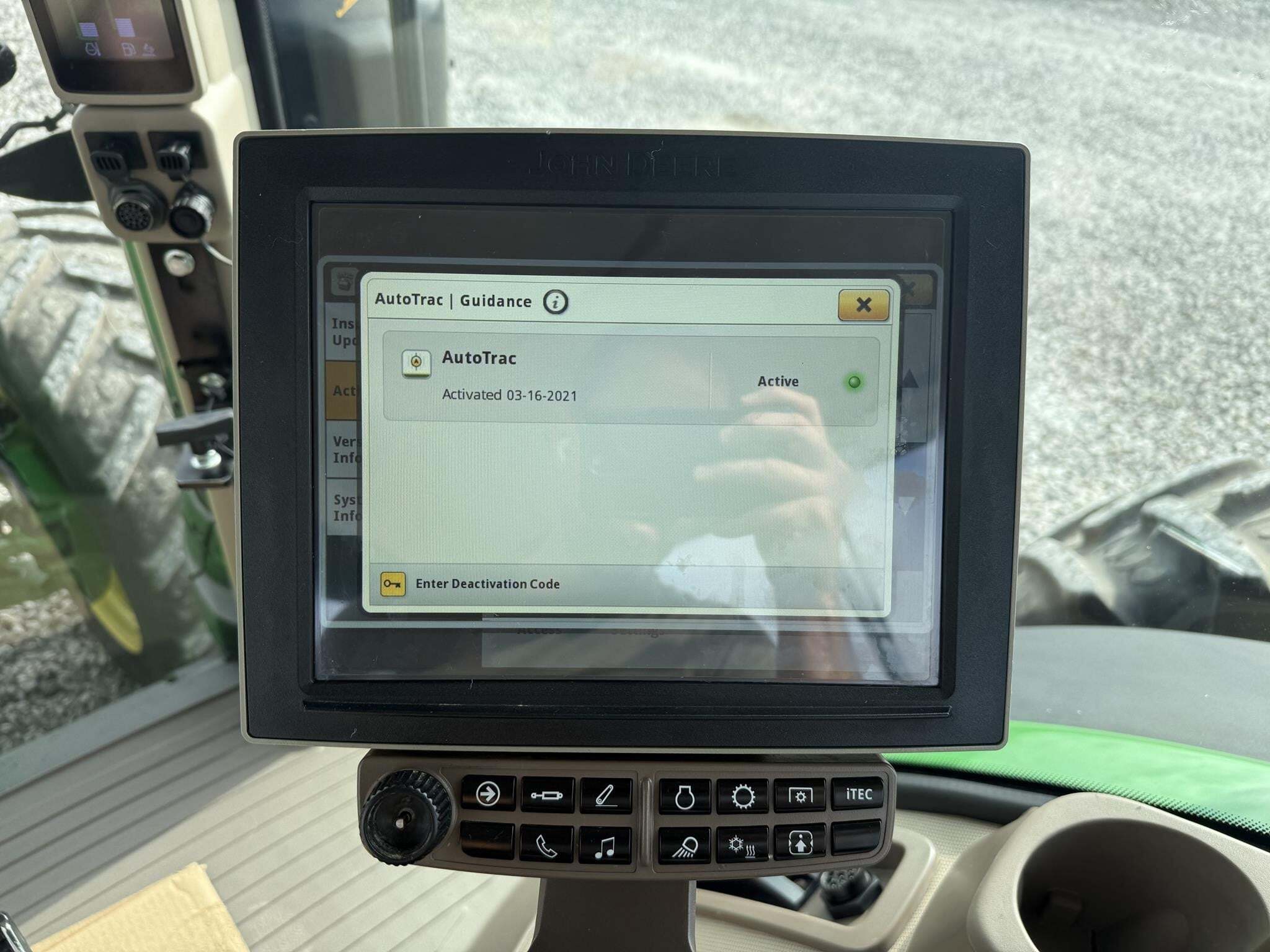 2014 John Deere 8370R Tractor