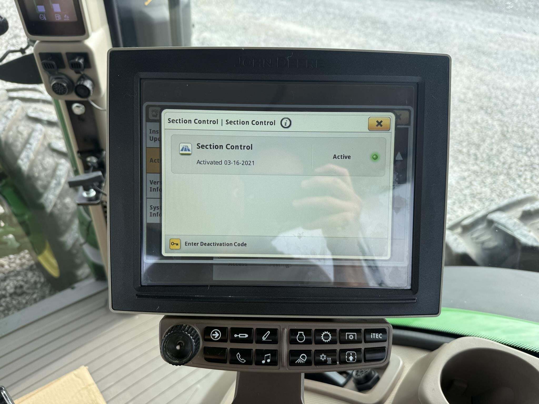 2014 John Deere 8370R Tractor