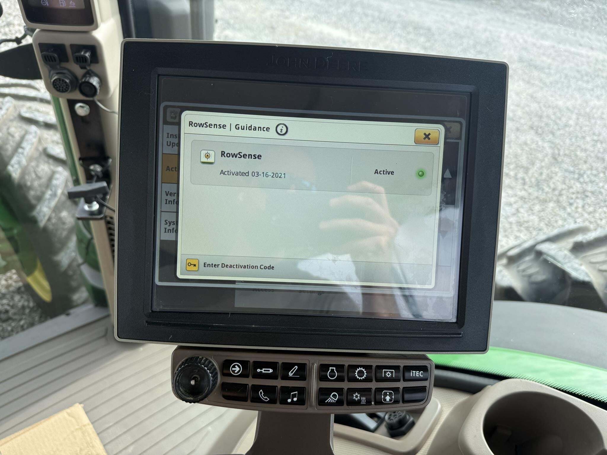 2014 John Deere 8370R Tractor