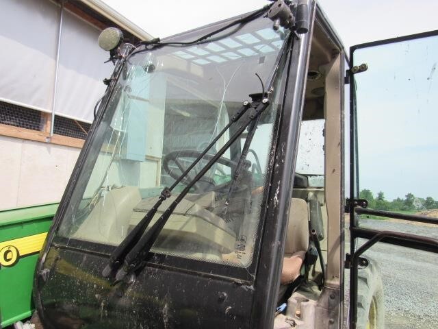 2005 John Deere 3420 Tractor