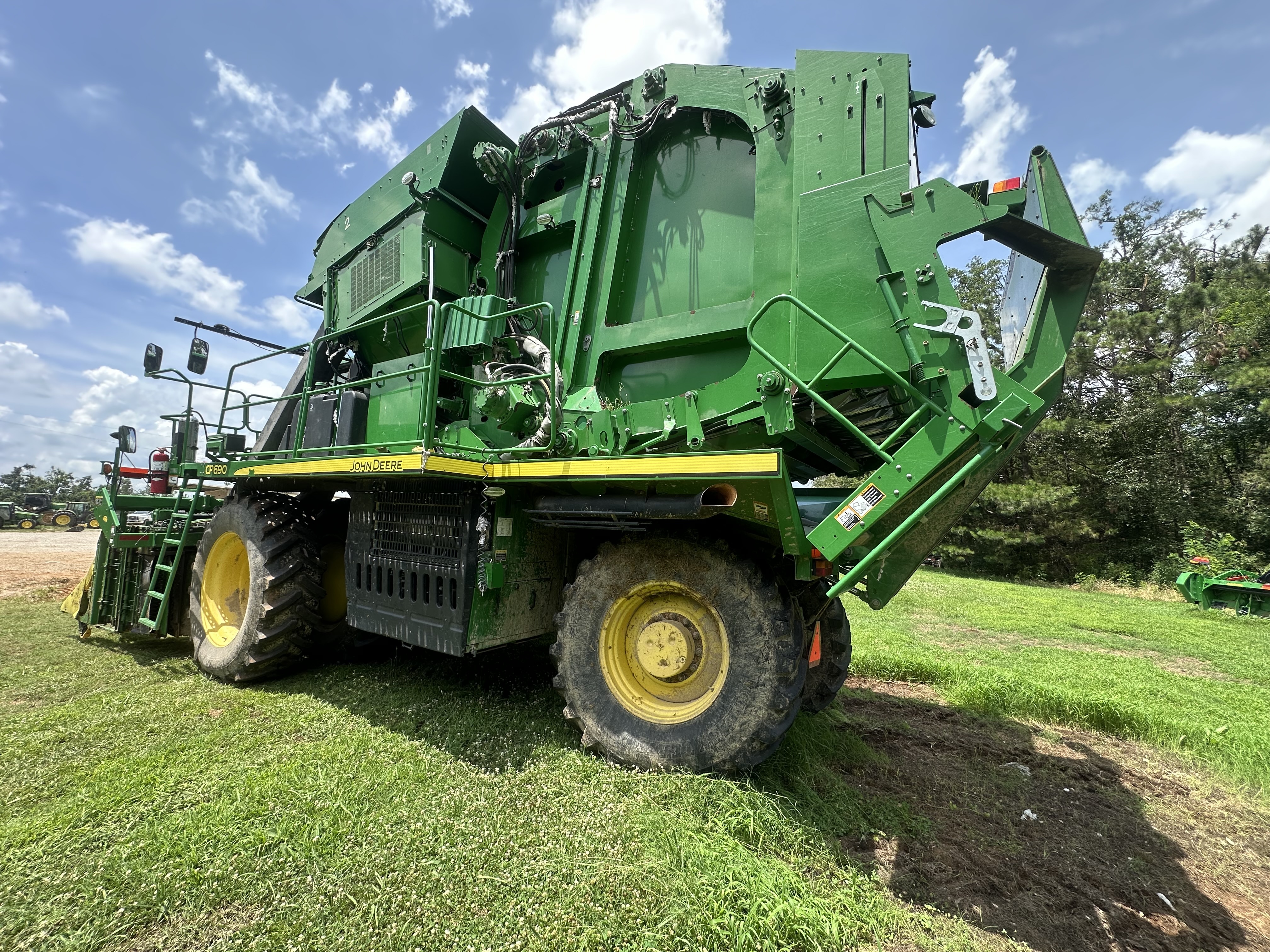2018 John Deere CP690 Cotton Equipment