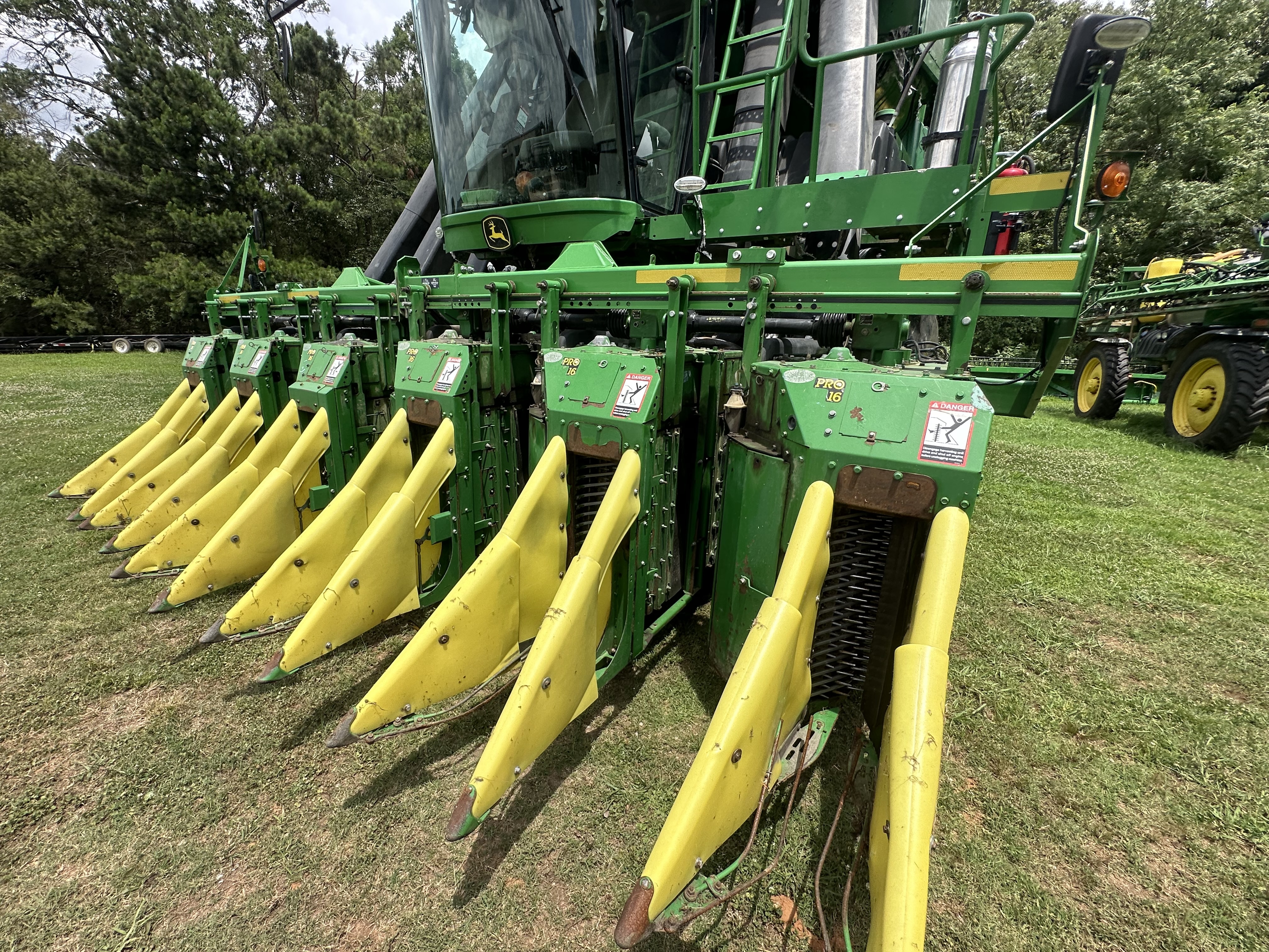 2018 John Deere CP690 Cotton Equipment