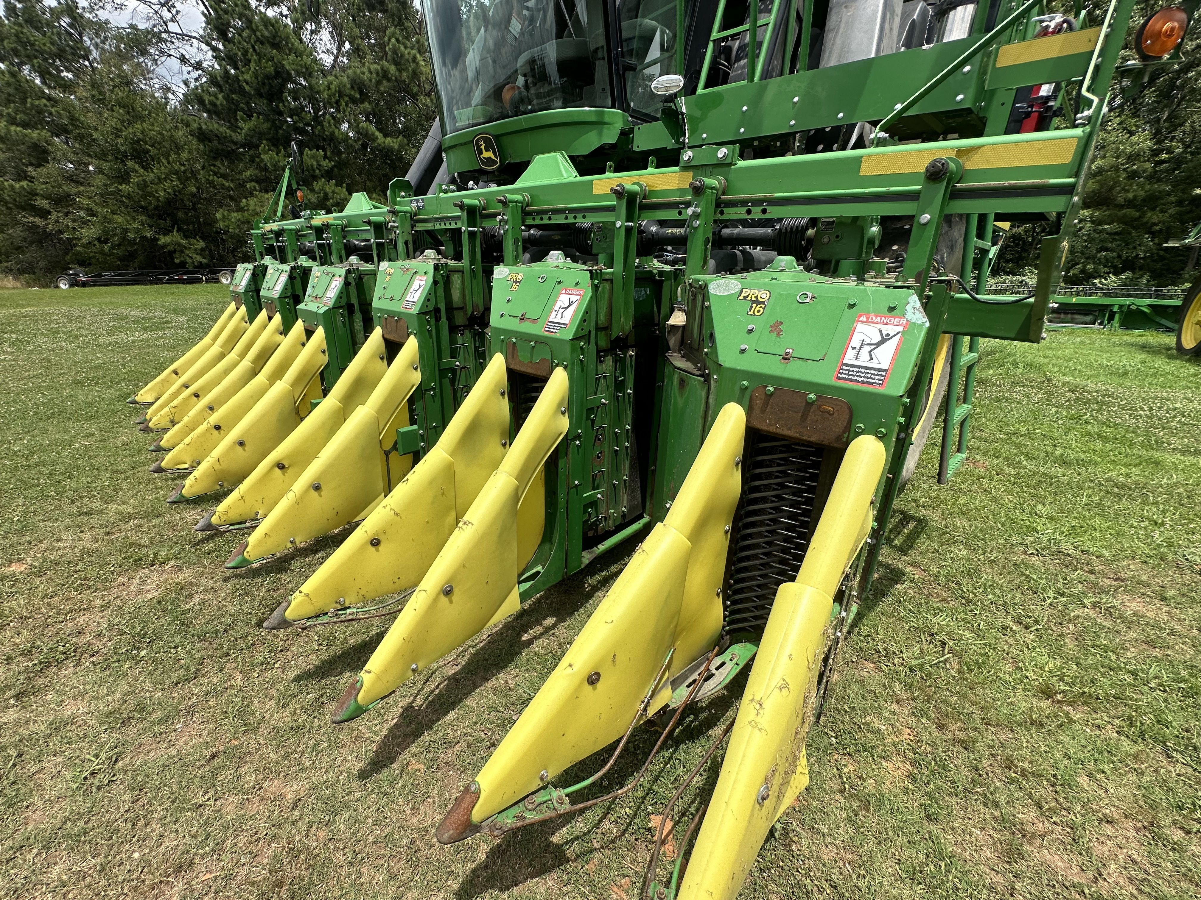 2018 John Deere CP690 Cotton Equipment