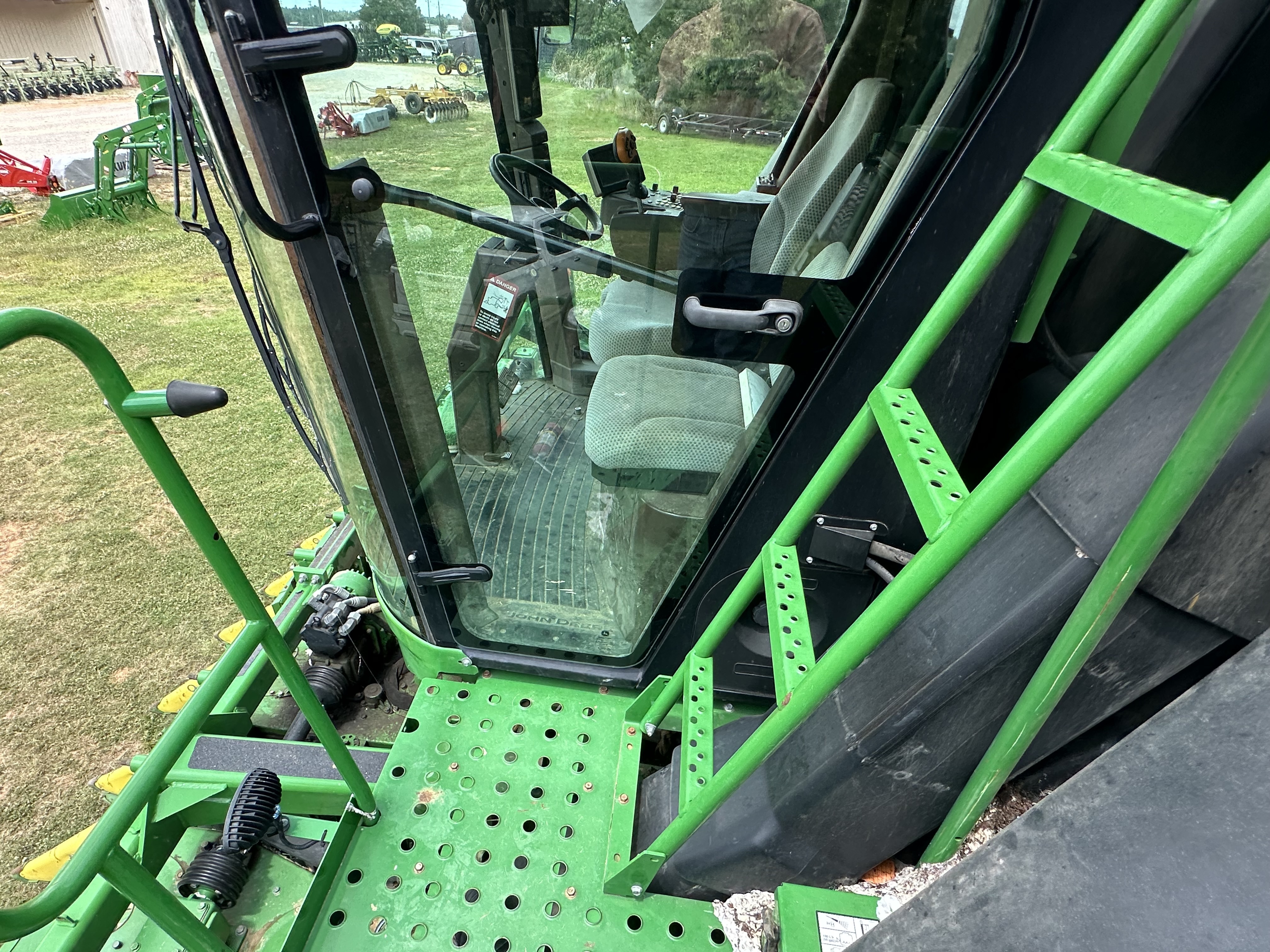 2018 John Deere CP690 Cotton Equipment