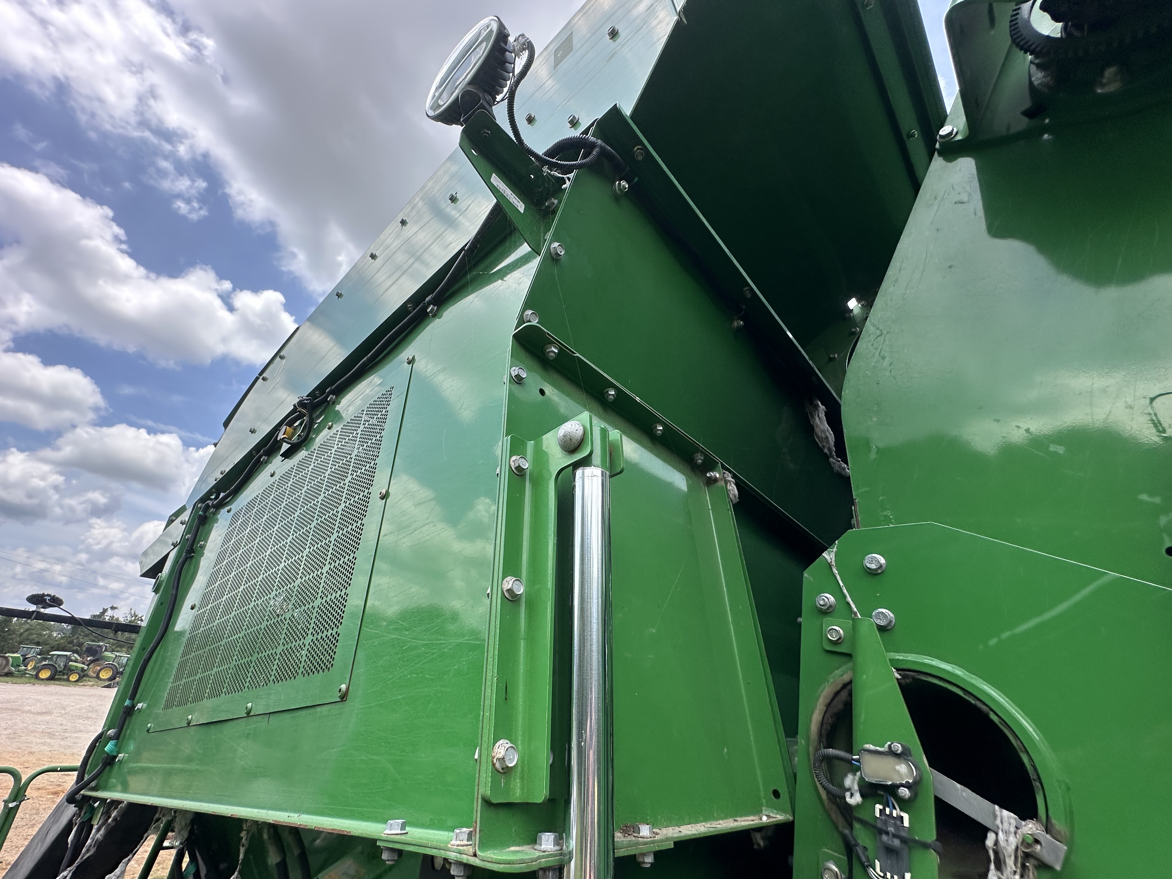 2018 John Deere CP690 Cotton Equipment