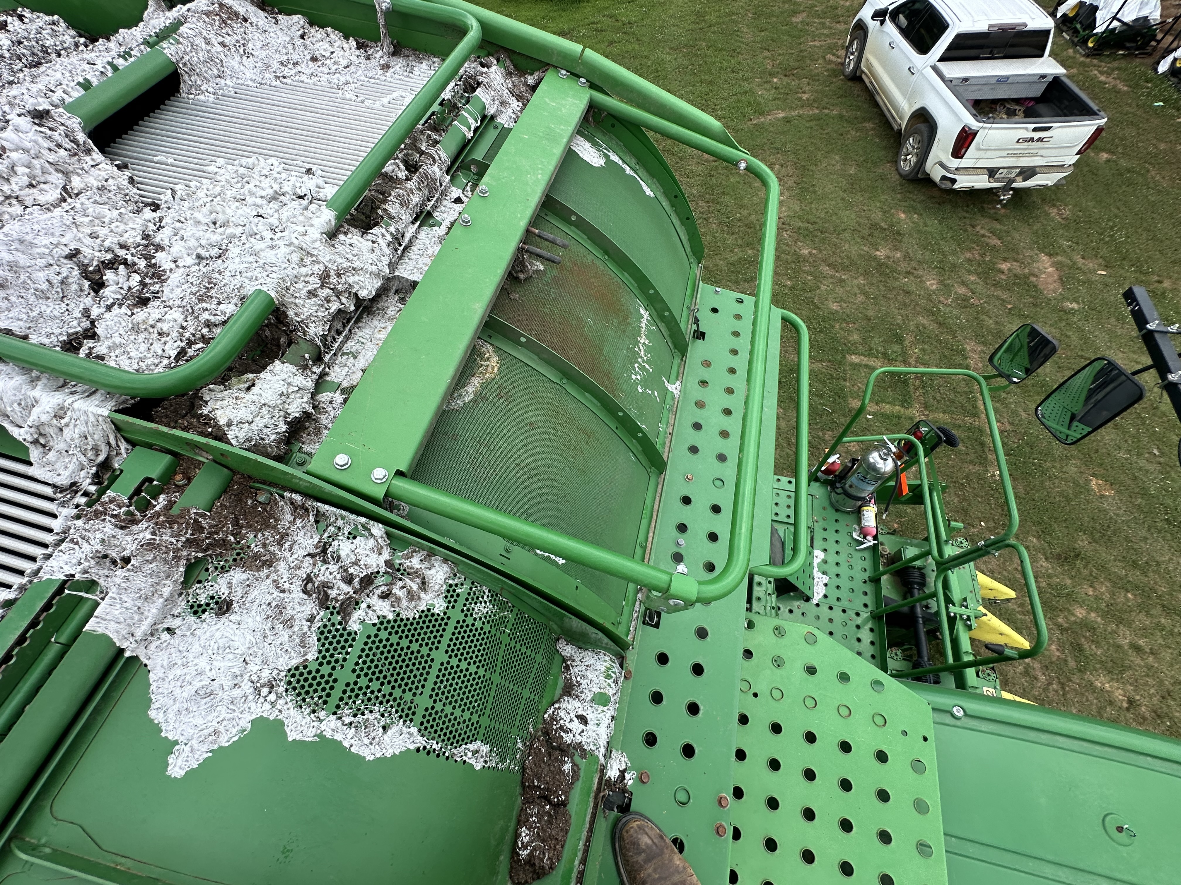 2018 John Deere CP690 Cotton Equipment