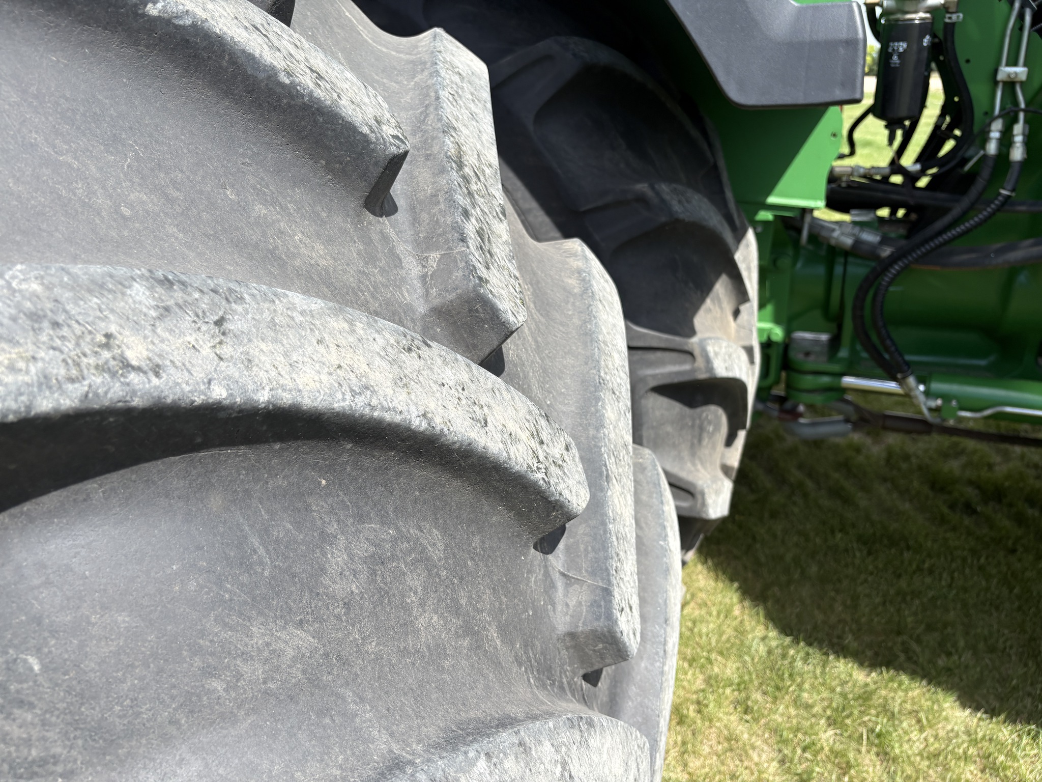 2015 John Deere 9620R Tractor
