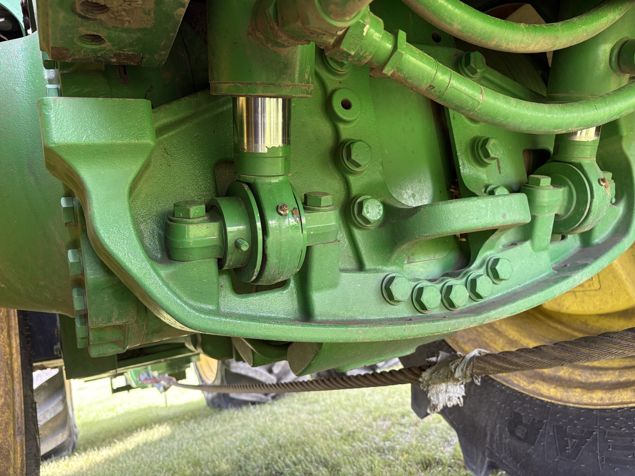 2015 John Deere 9620R Tractor