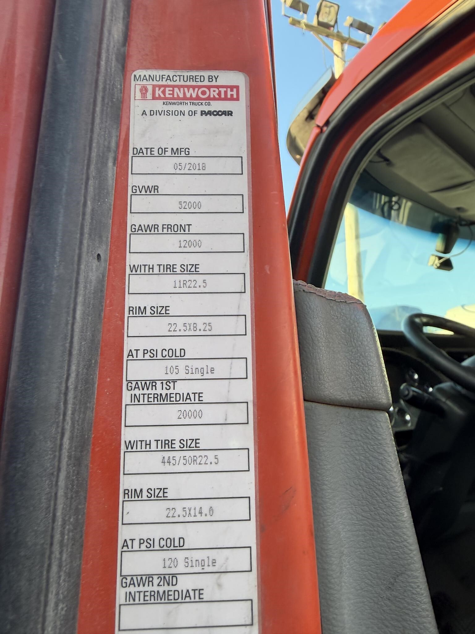 2019 Kenworth T680 Semi Trucks/Trailer