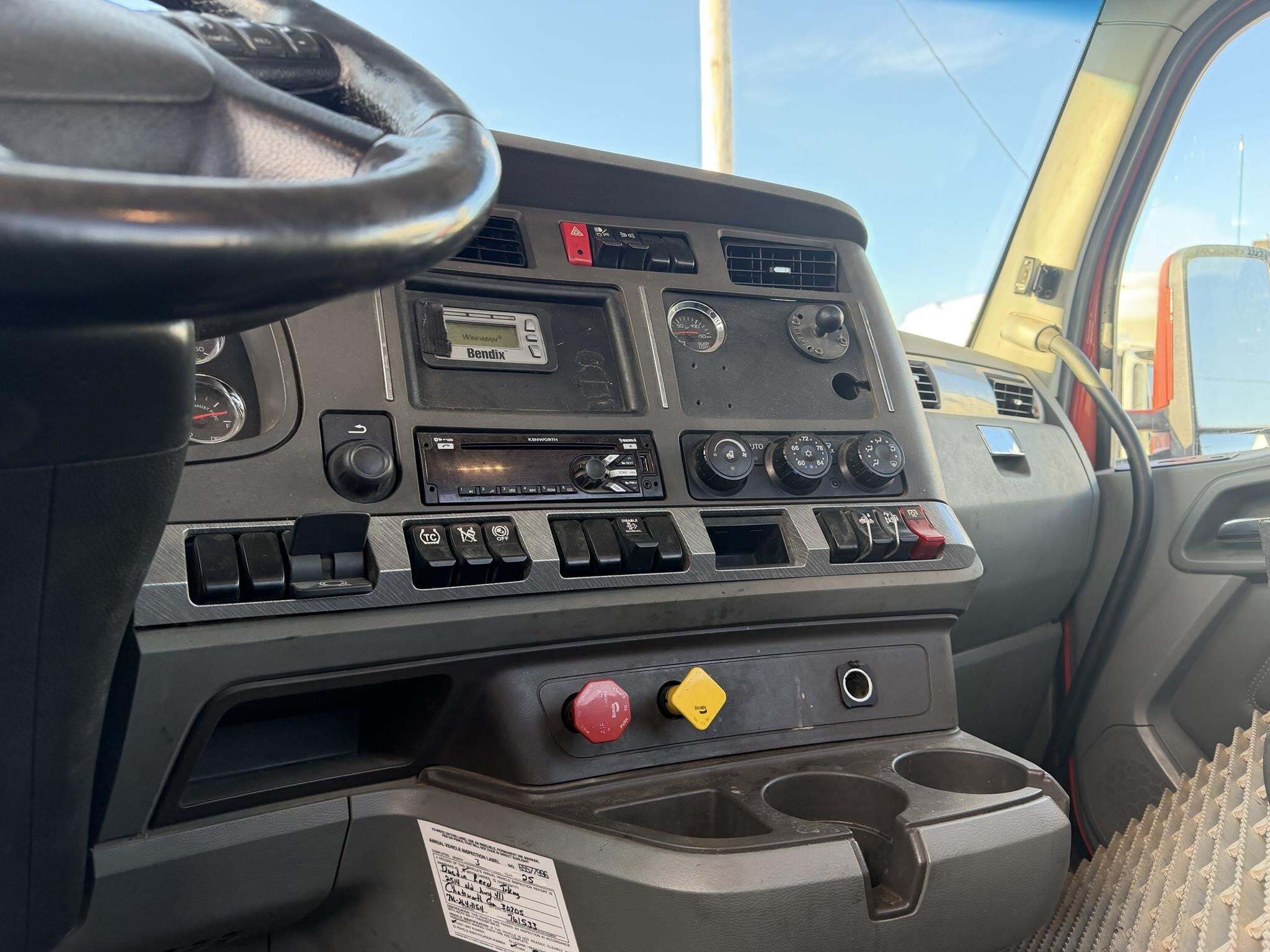 2019 Kenworth T680 Semi Trucks/Trailer
