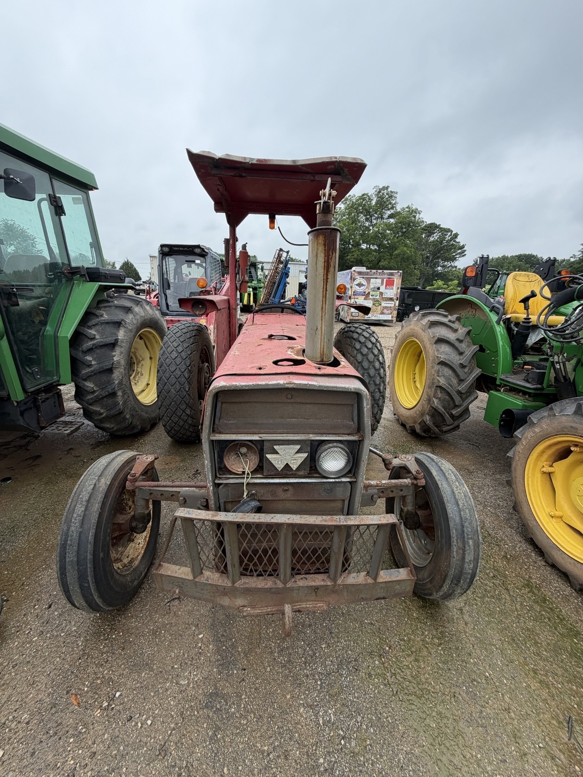 1983 Massey Ferguson 245 Tractor