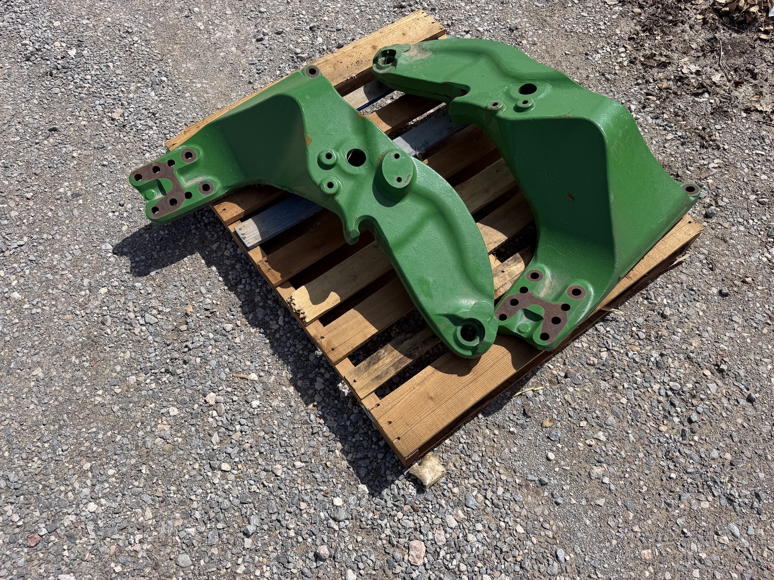 2013 John Deere Mounting Brackets Harvesting Attachment
