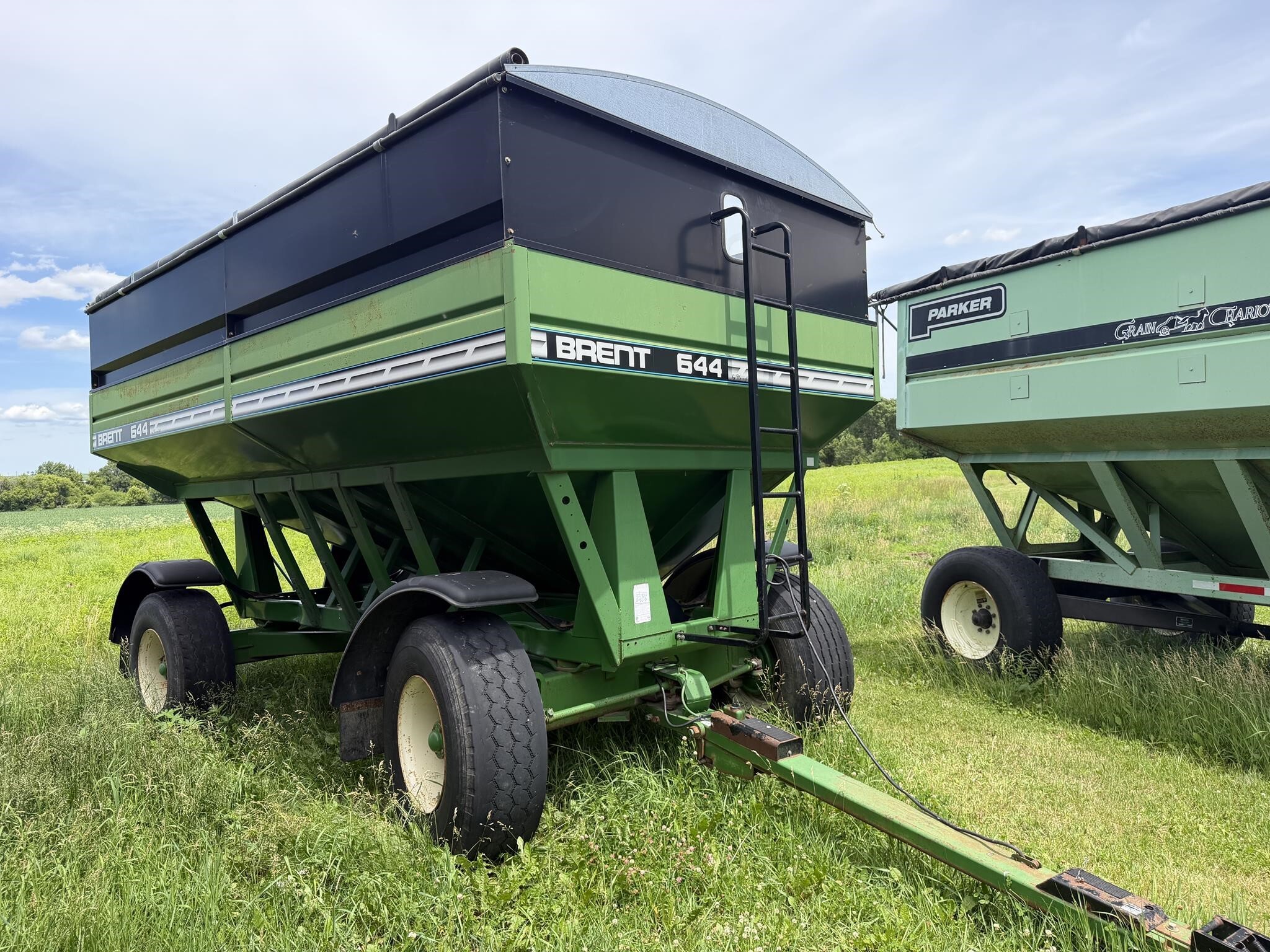 2001 Brent 644 Gravity Wagon