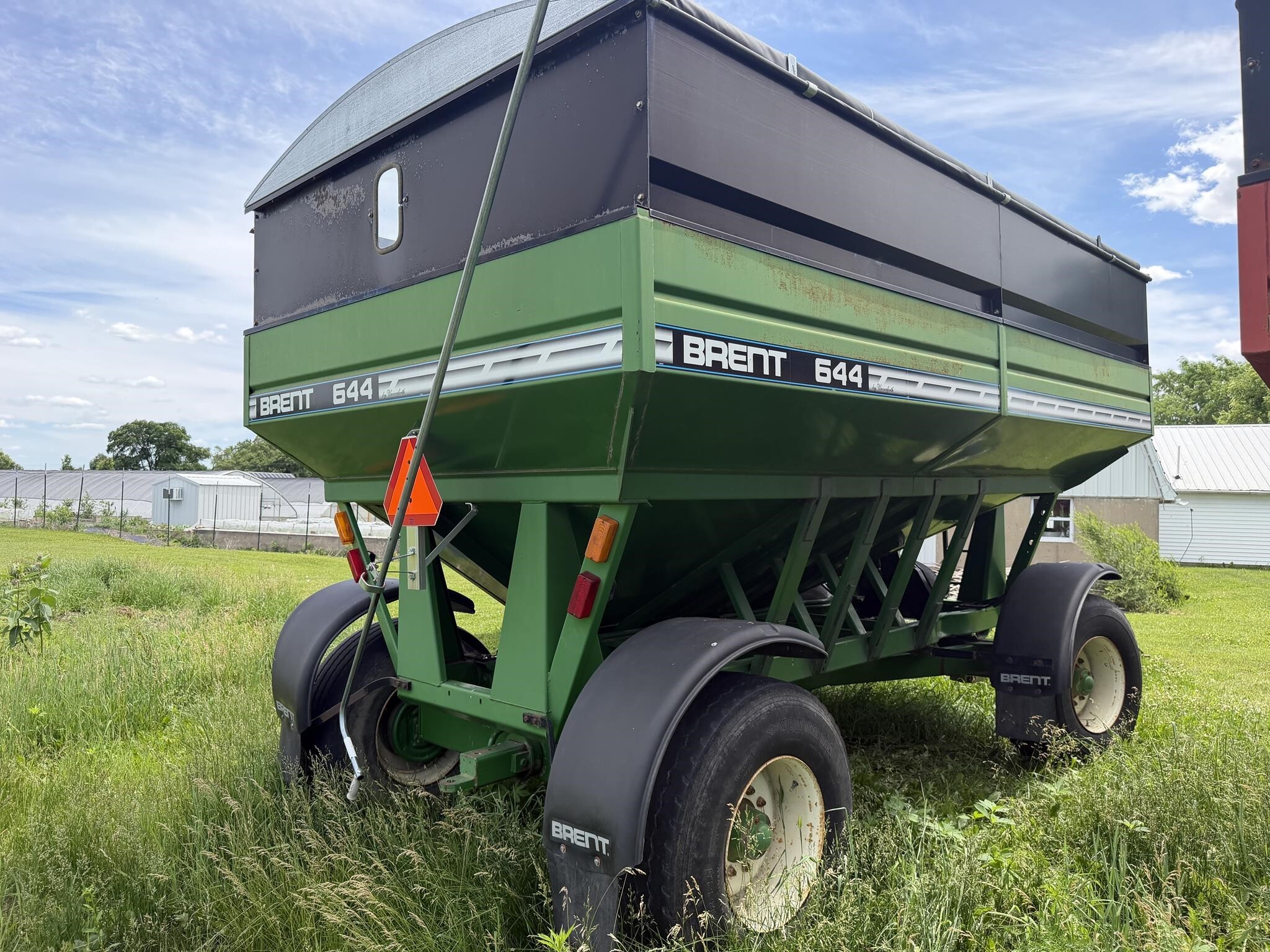 2001 Brent 644 Gravity Wagon