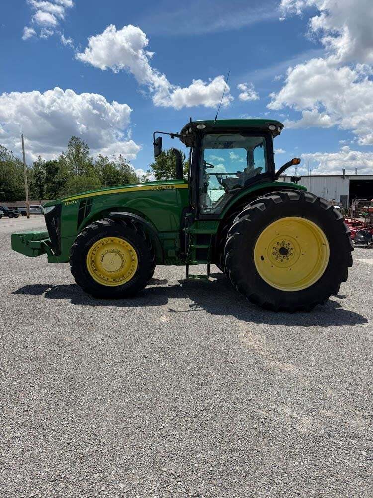 2014 John Deere 8310R Tractor