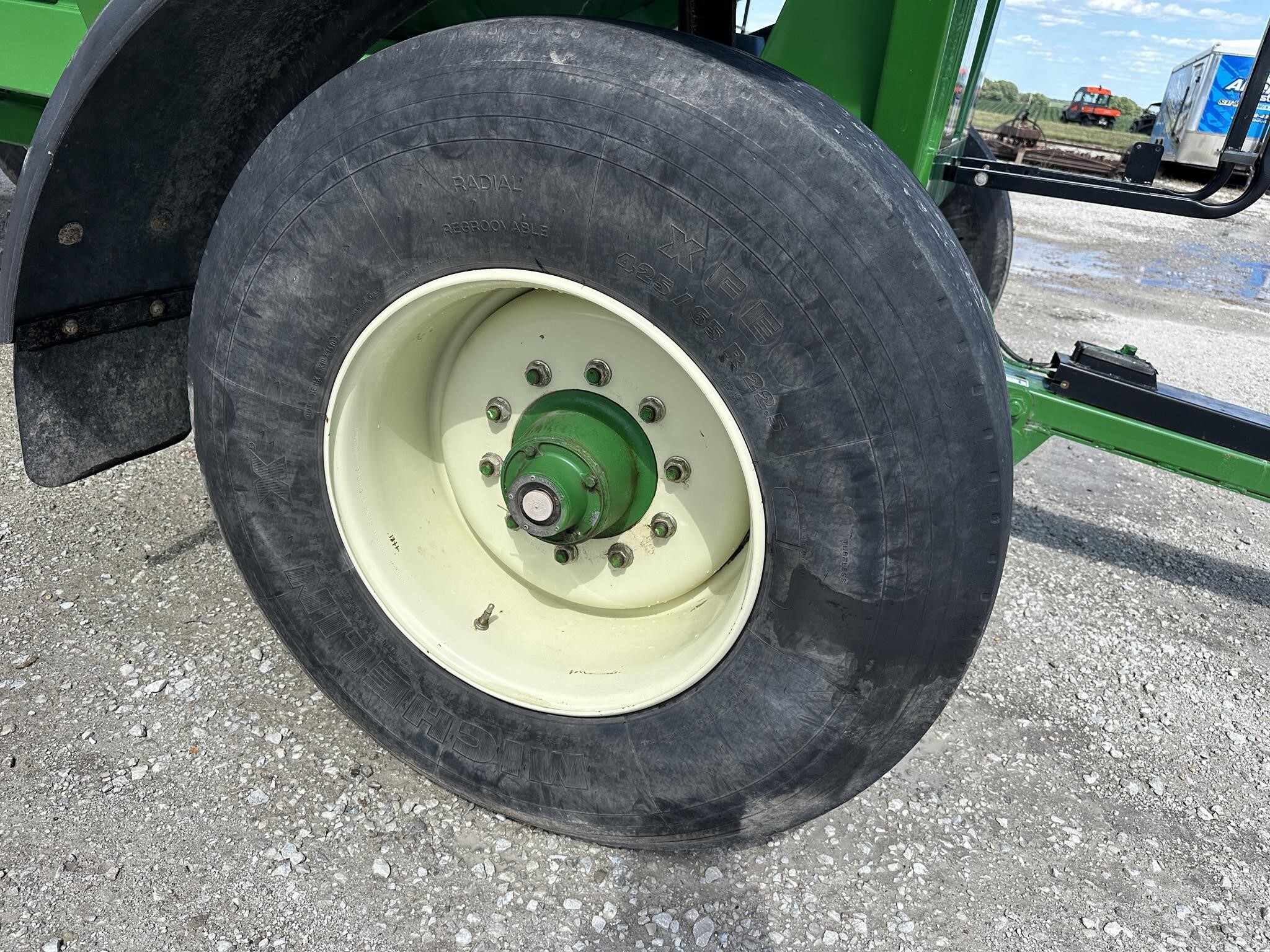 2014 Brent 657 Gravity Wagon