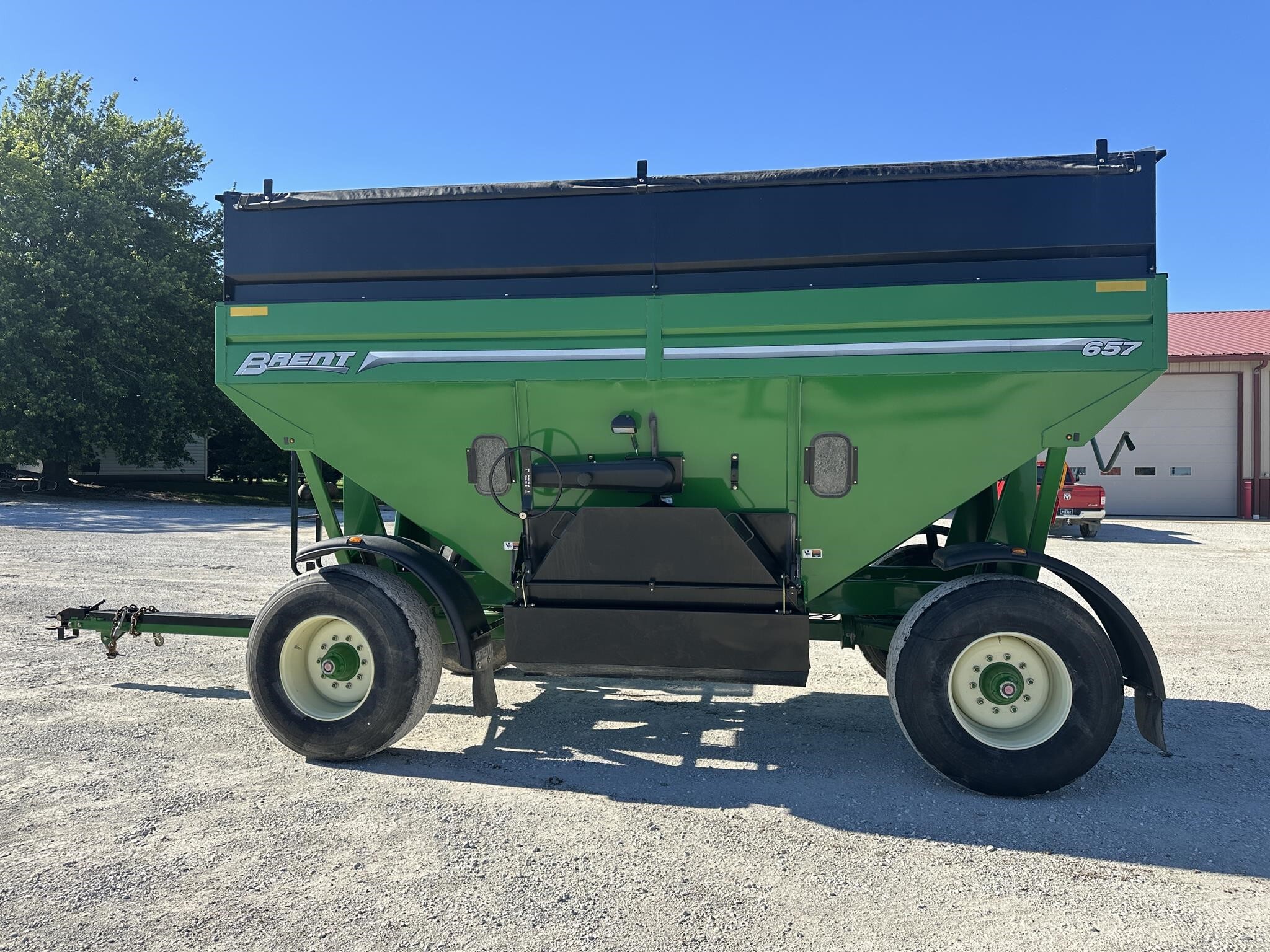 2013 Brent 657 Gravity Wagon