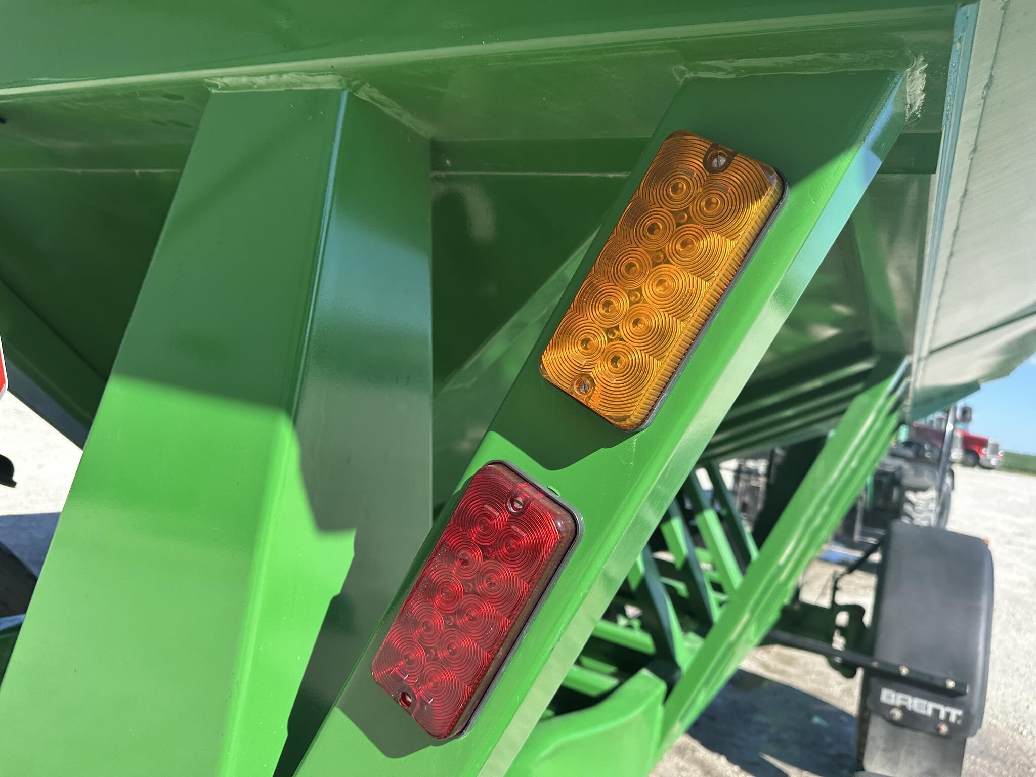 2013 Brent 657 Gravity Wagon
