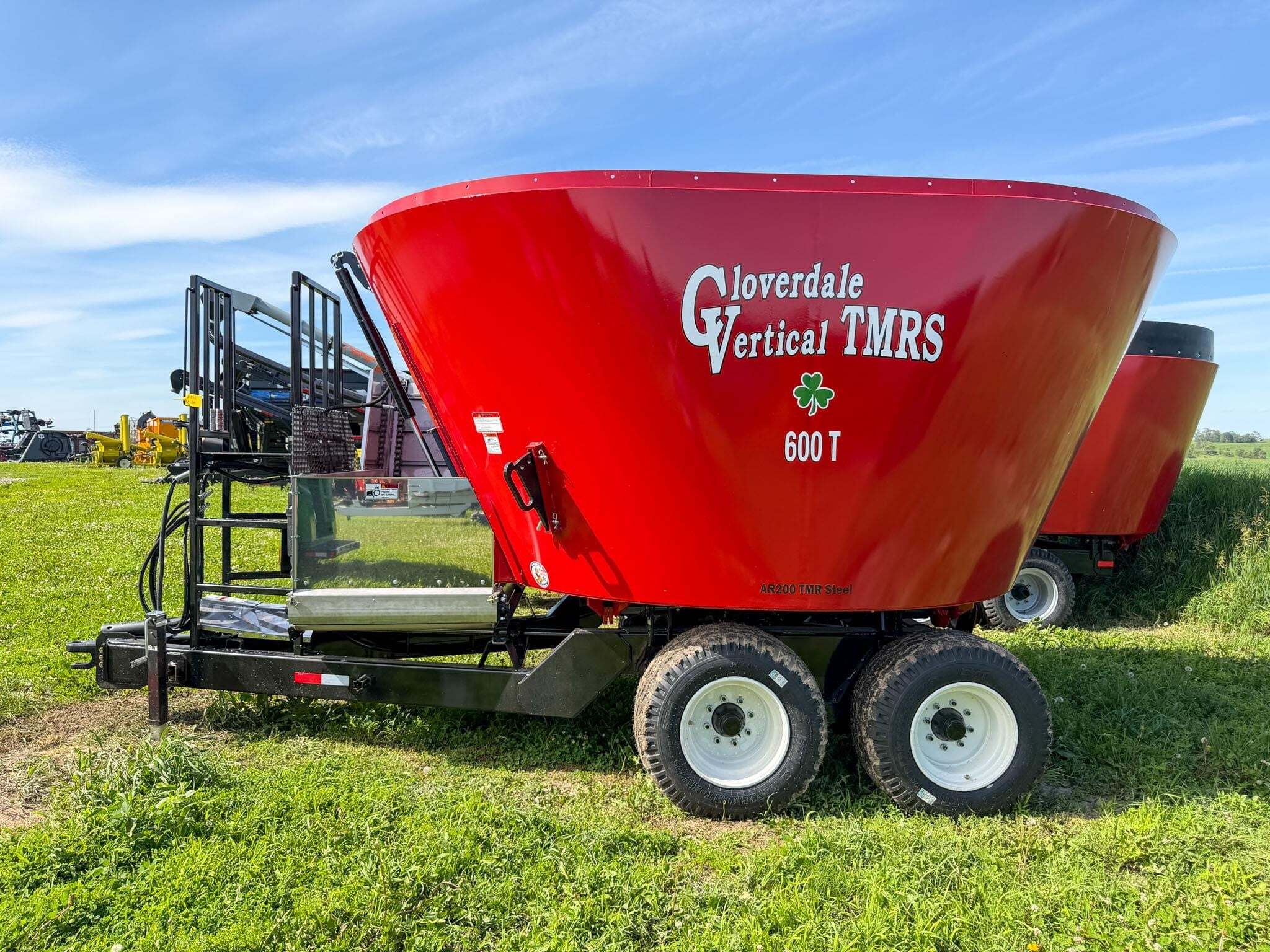 2026 Cloverdale 600T Grinders and Mixer