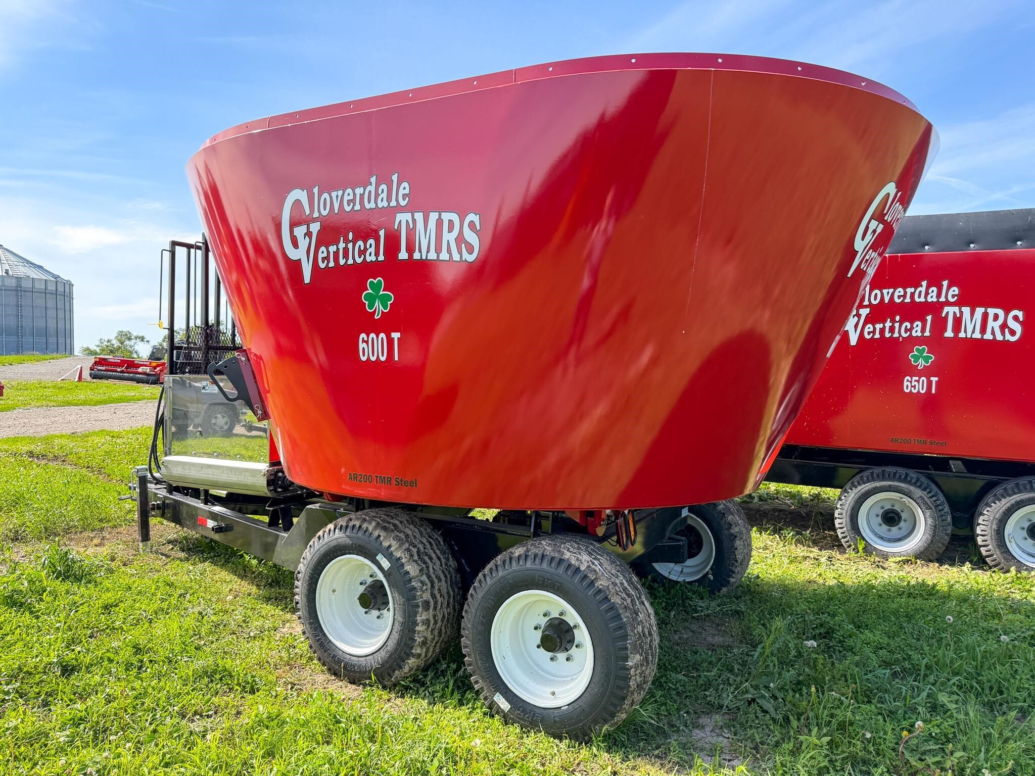 2026 Cloverdale 600T Grinders and Mixer