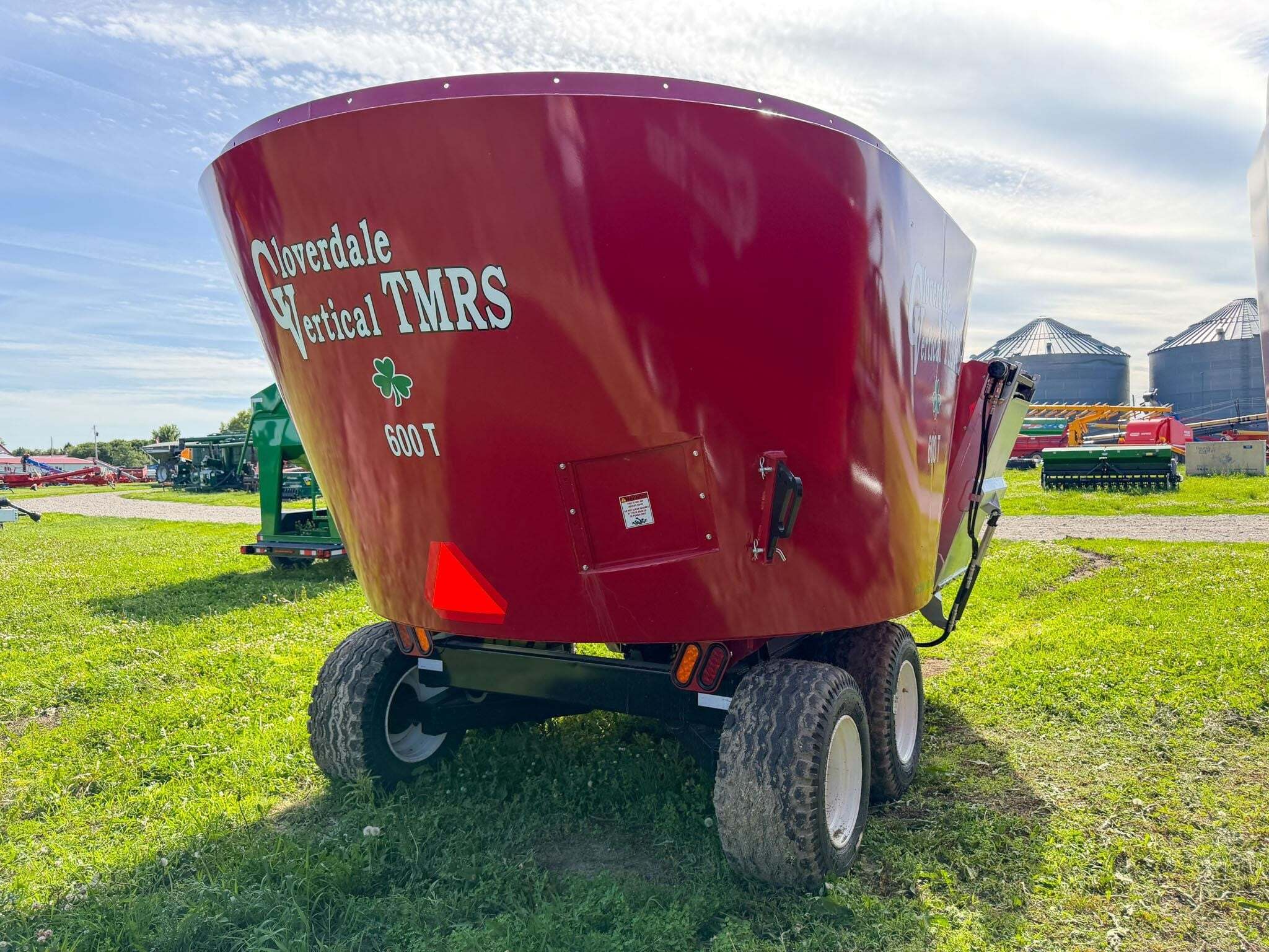 2026 Cloverdale 600T Grinders and Mixer