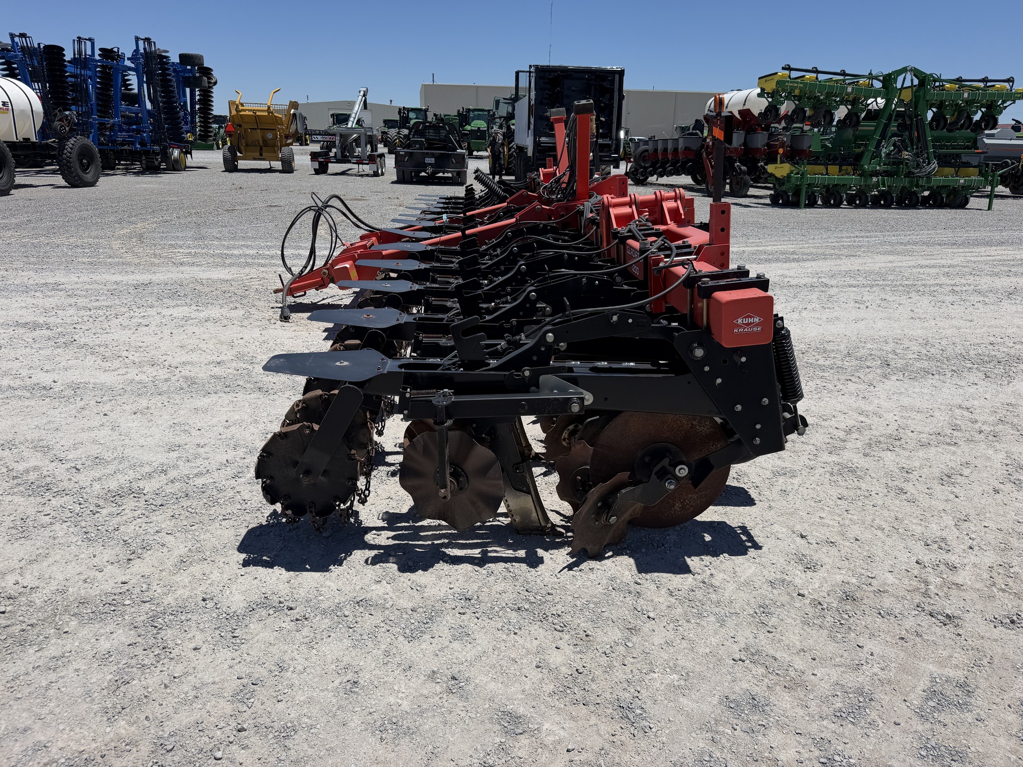 2013 Krause Gladiator 1200M-1230 Strip-Till