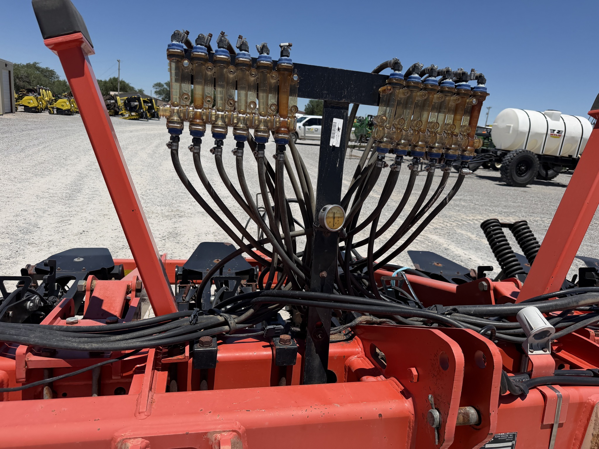 2013 Krause Gladiator 1200M-1230 Strip-Till
