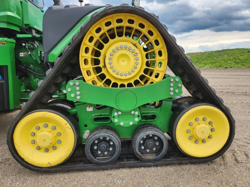 2023 John Deere 9RX 590 Tractor