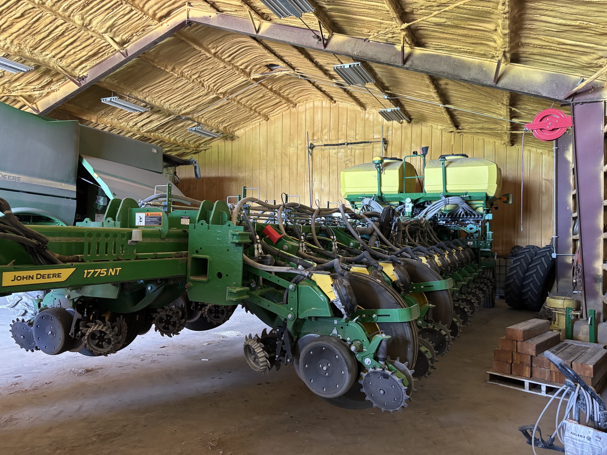 2024 John Deere 1775NT Planter