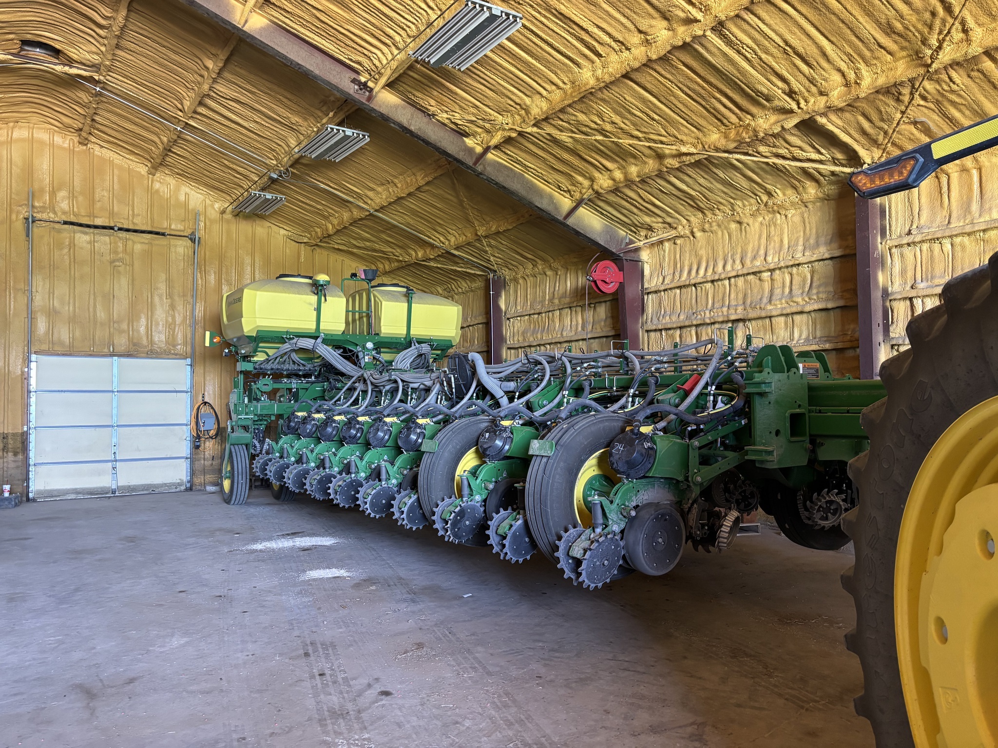 2024 John Deere 1775NT Planter