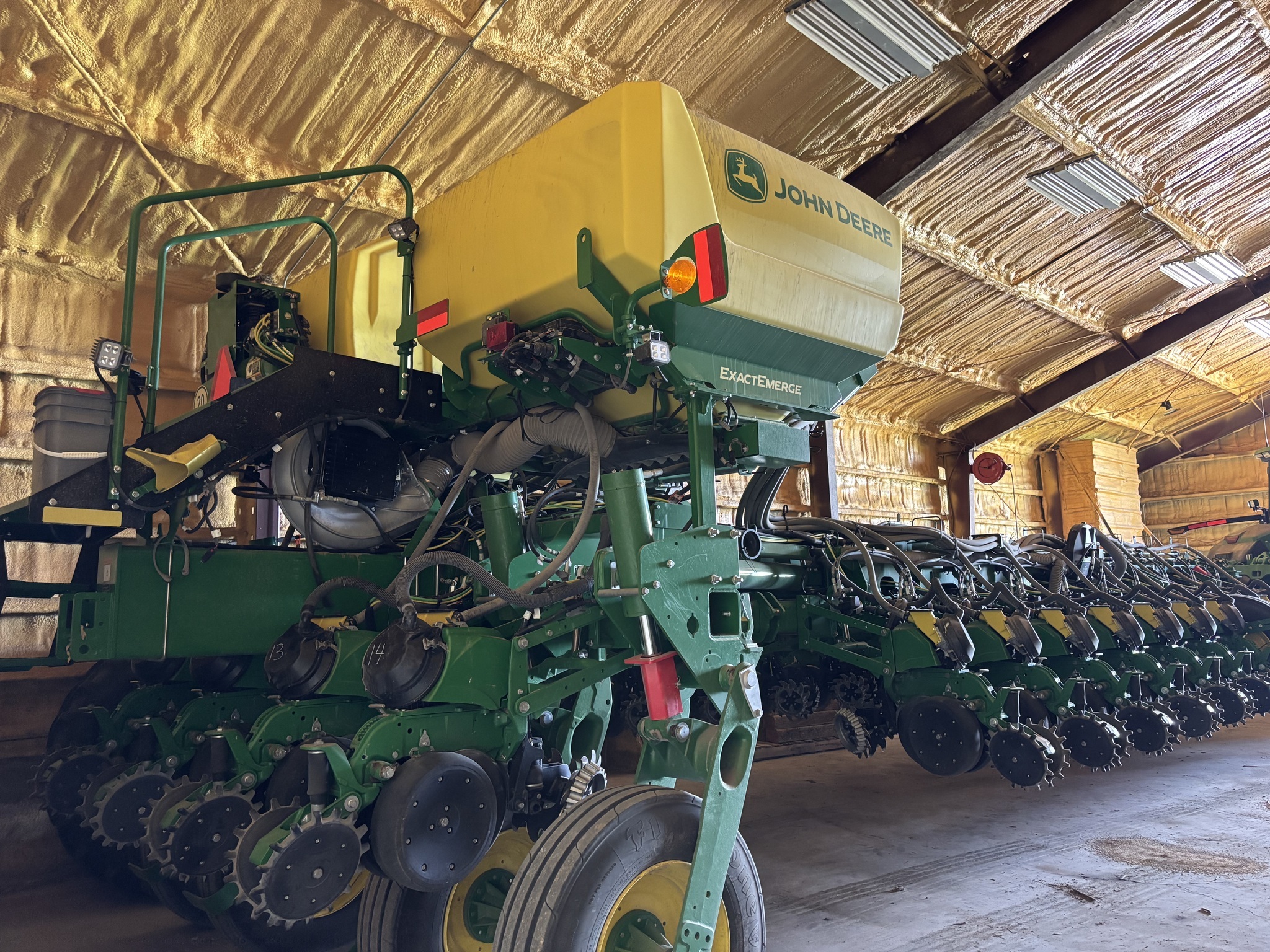 2024 John Deere 1775NT Planter