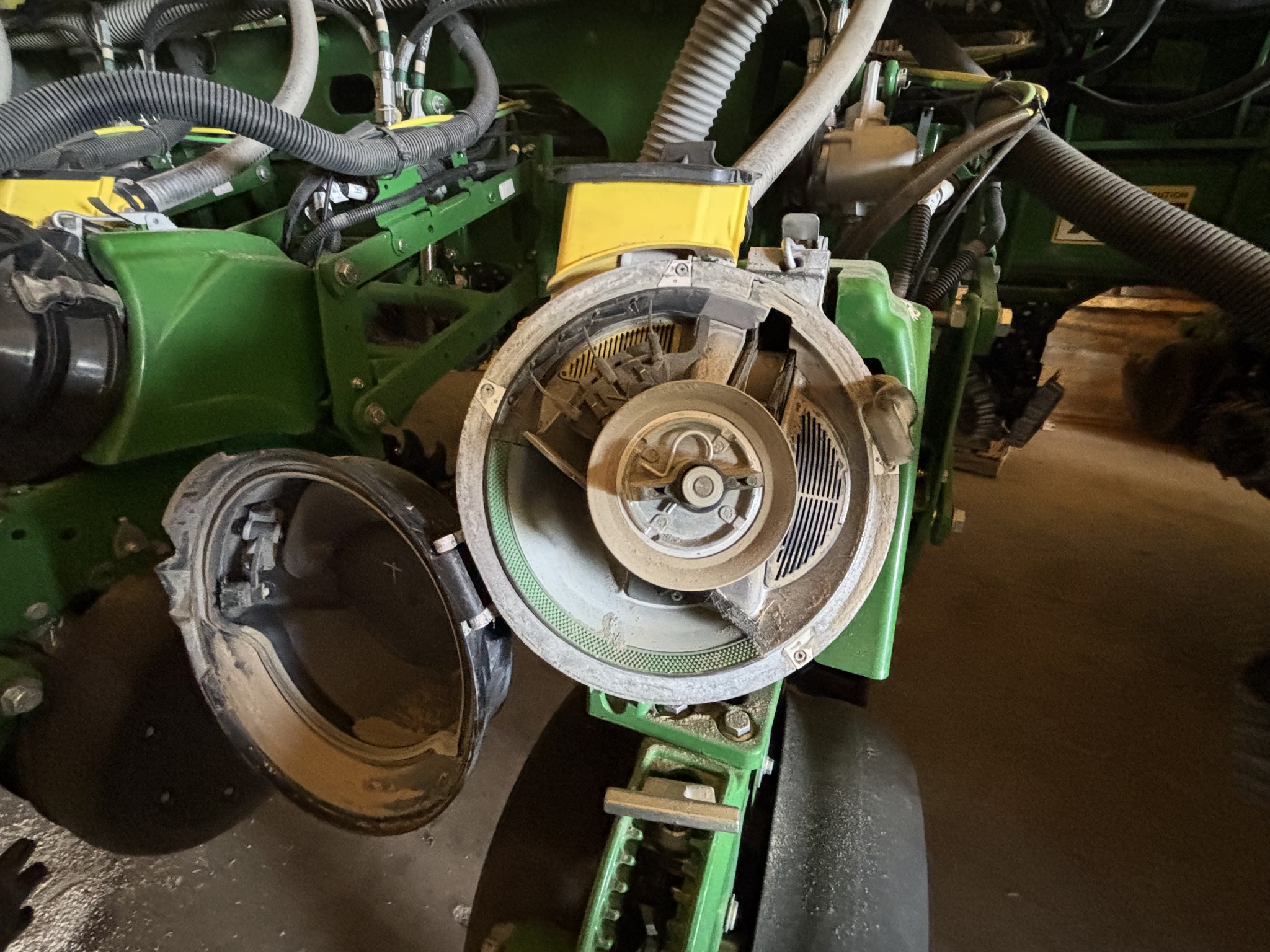 2024 John Deere 1775NT Planter