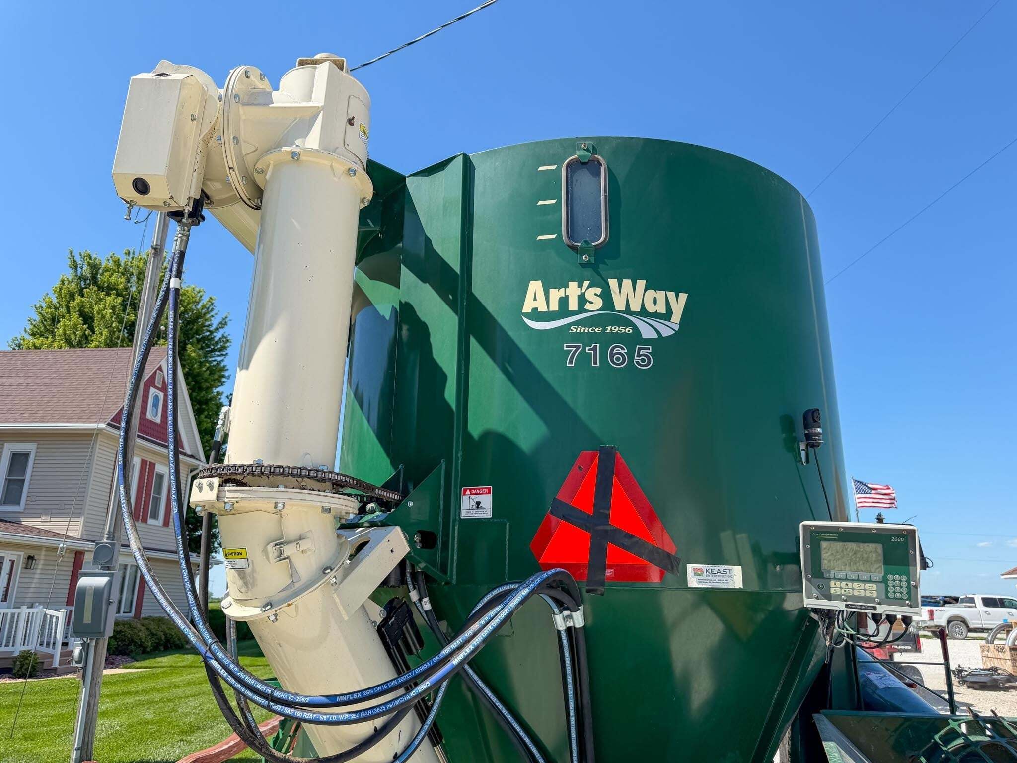 2018 Art's Way 7165 Grinders and Mixer