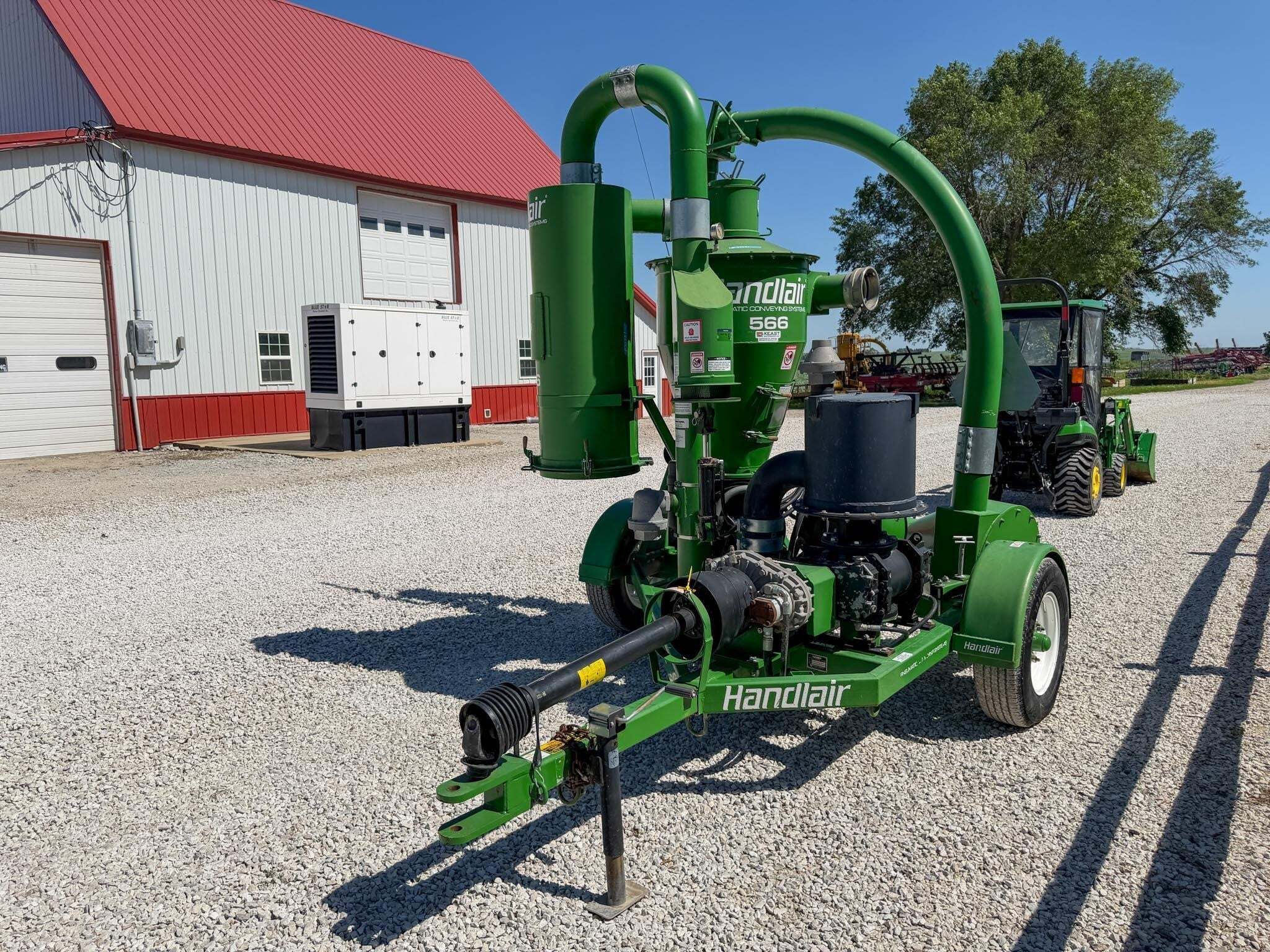 2021 Handlair 566 Grain Vac