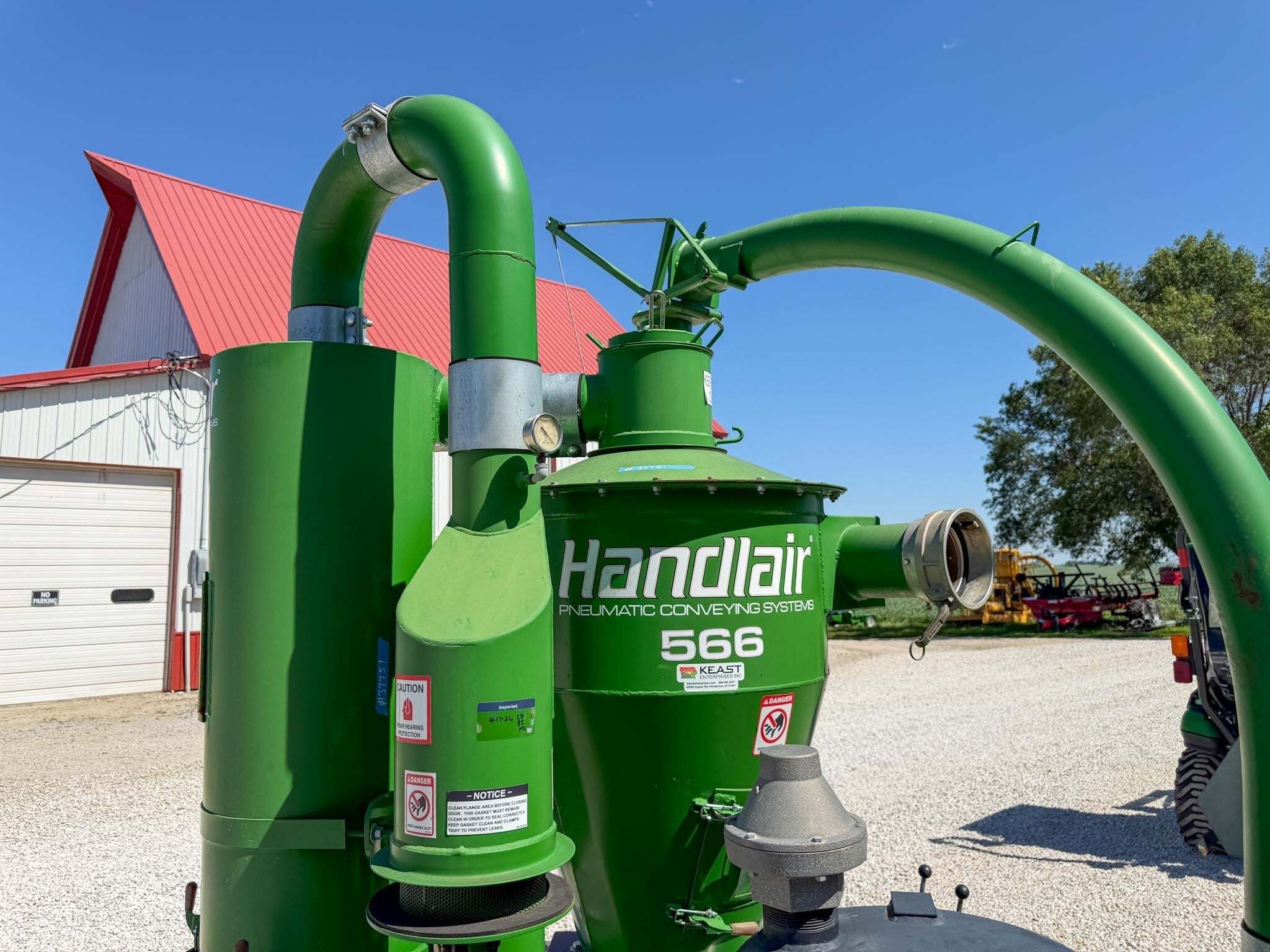 2021 Handlair 566 Grain Vac