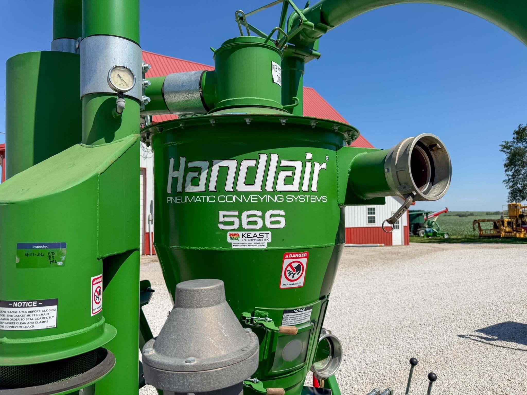 2021 Handlair 566 Grain Vac