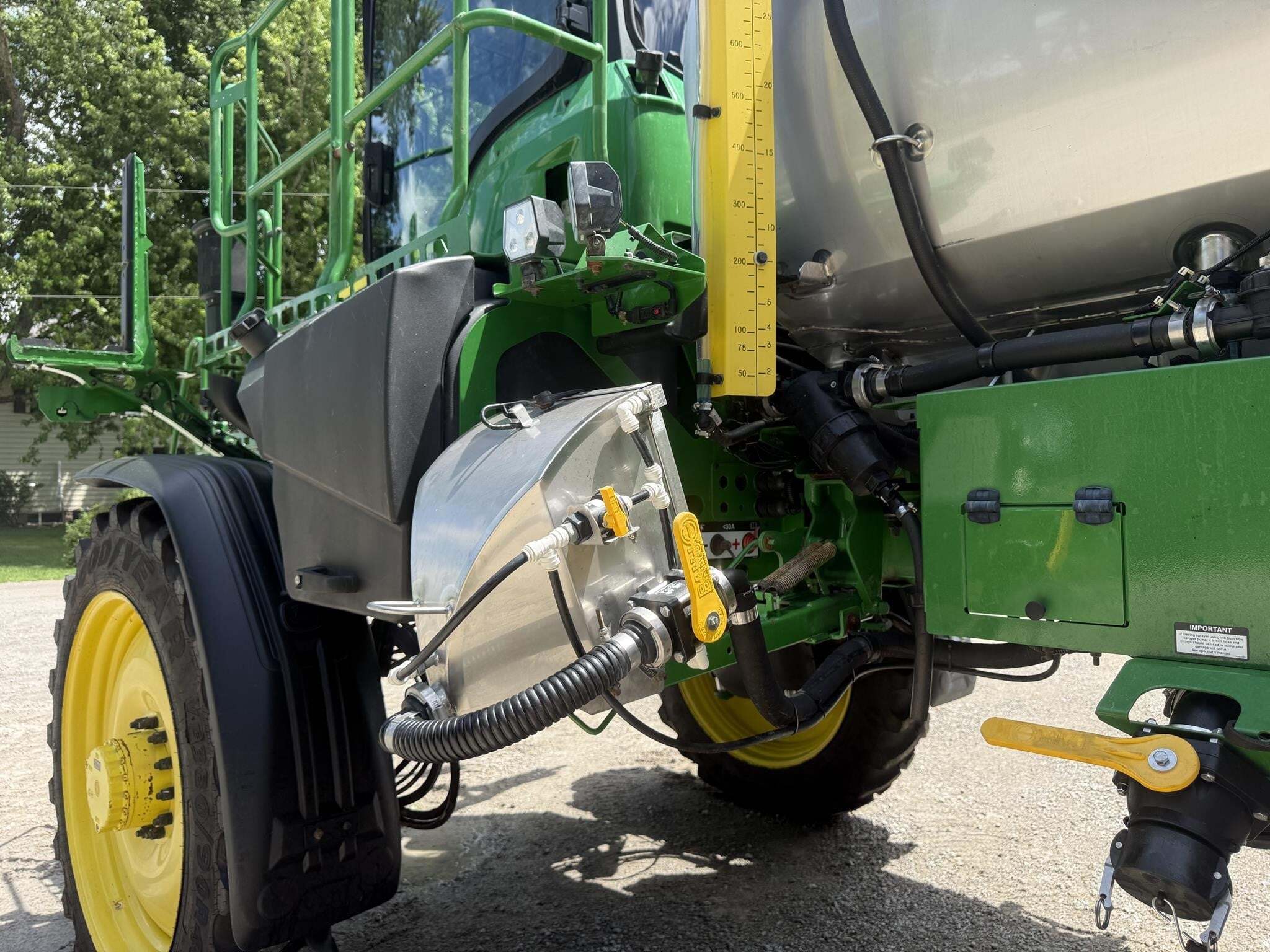 2022 John Deere 412R Self-Propelled Sprayer
