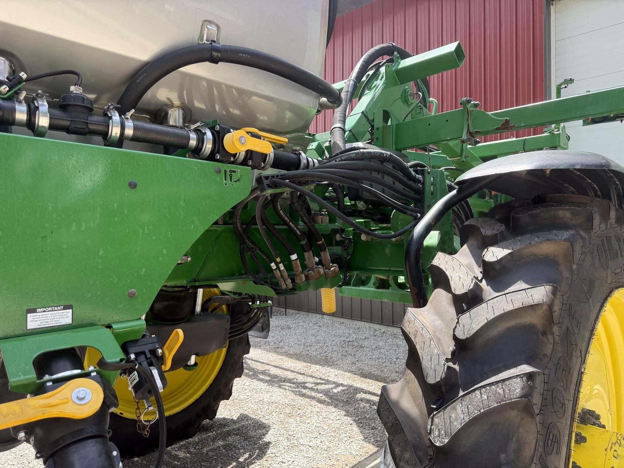 2022 John Deere 412R Self-Propelled Sprayer