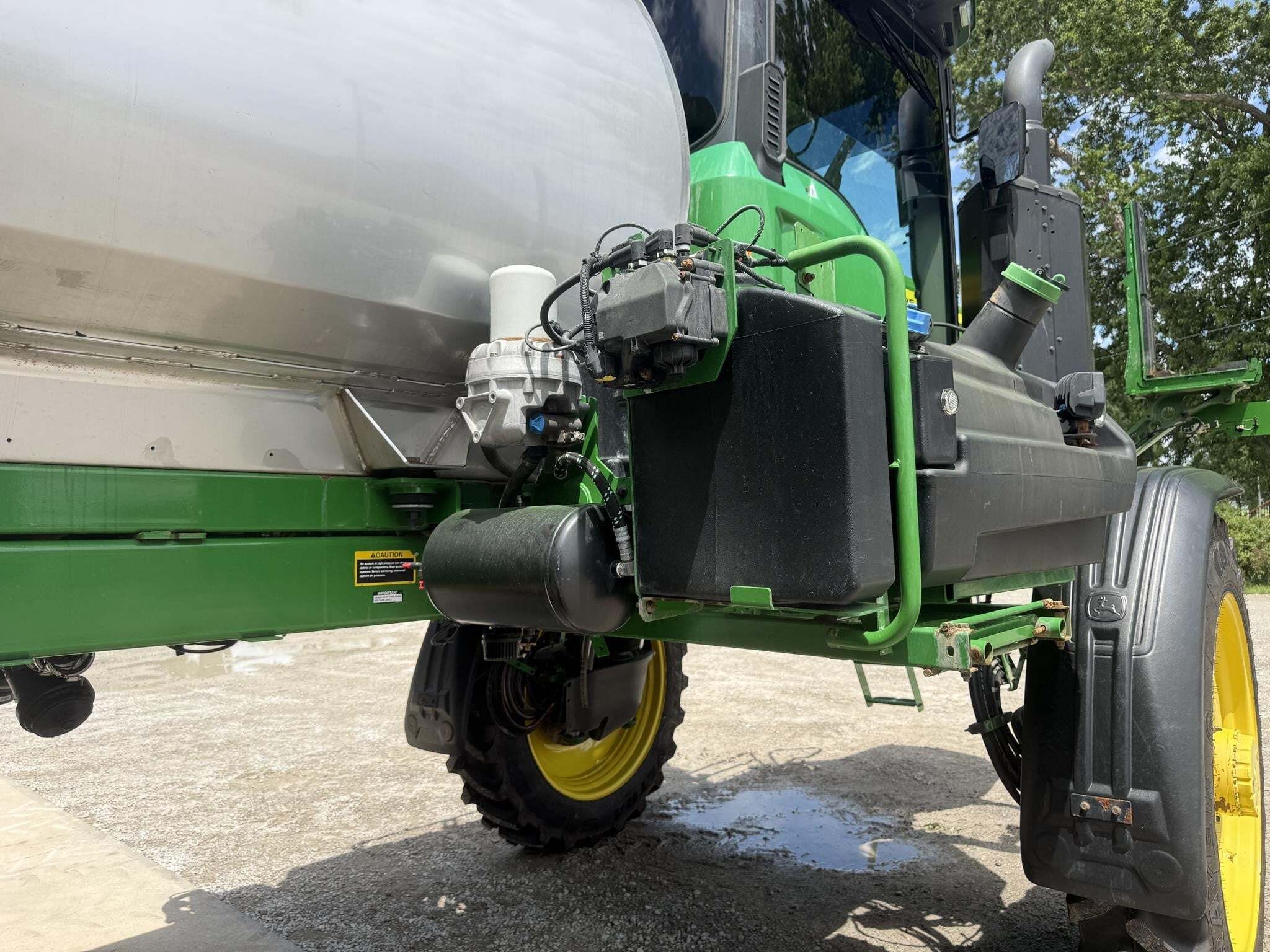 2022 John Deere 412R Self-Propelled Sprayer