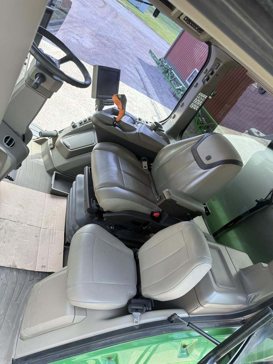 2022 John Deere 412R Self-Propelled Sprayer