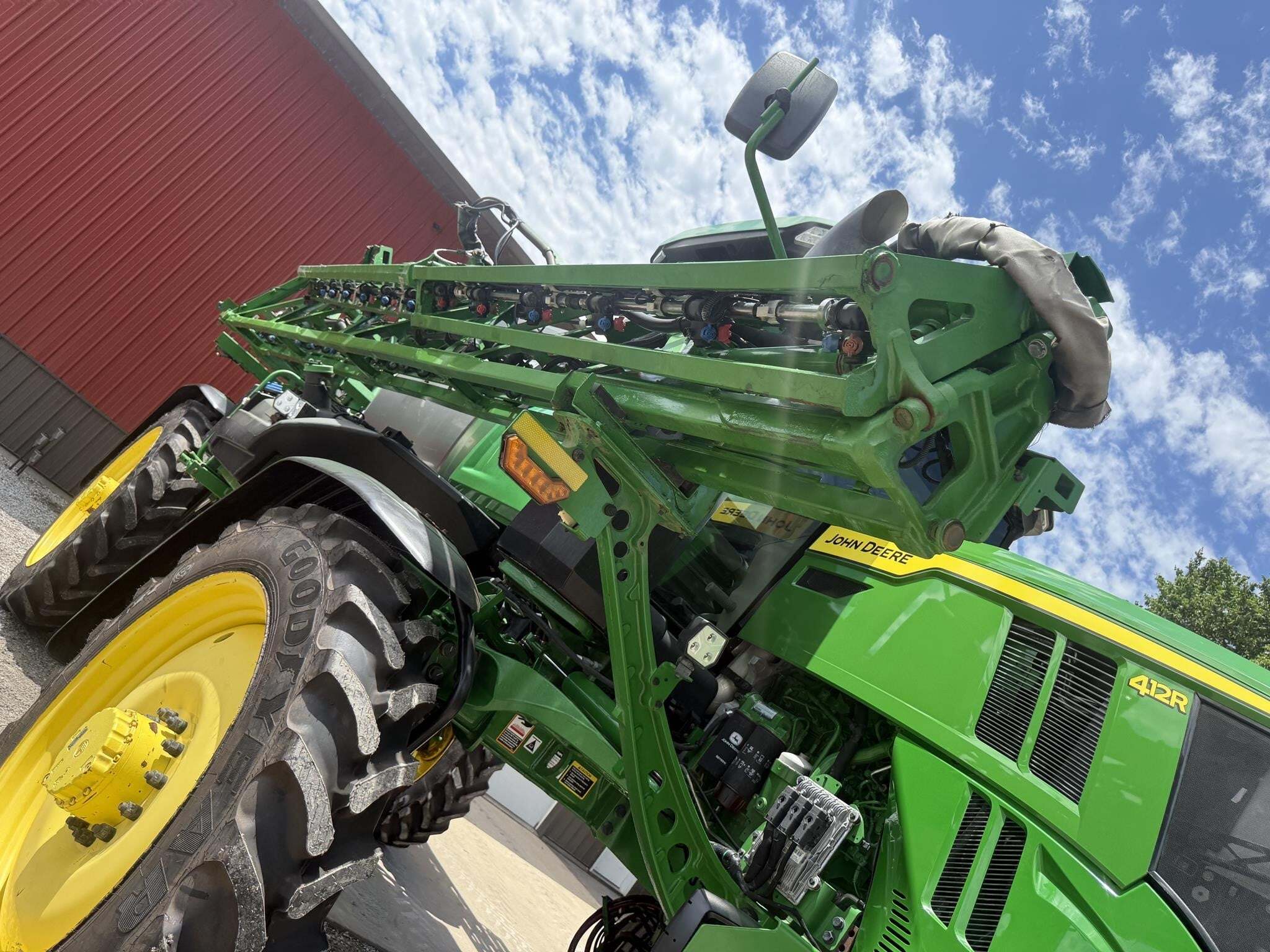 2022 John Deere 412R Self-Propelled Sprayer