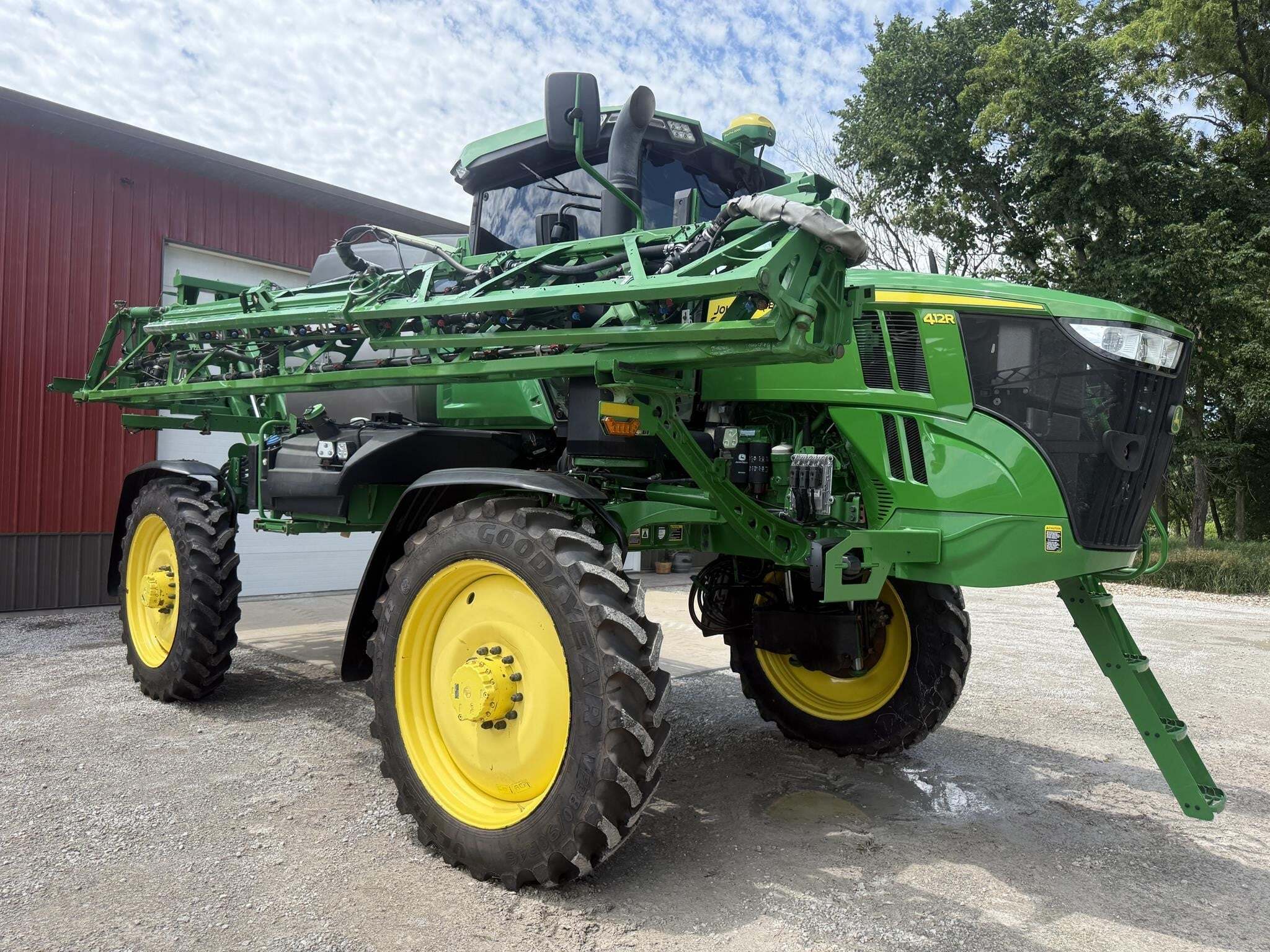2022 John Deere 412R Self-Propelled Sprayer